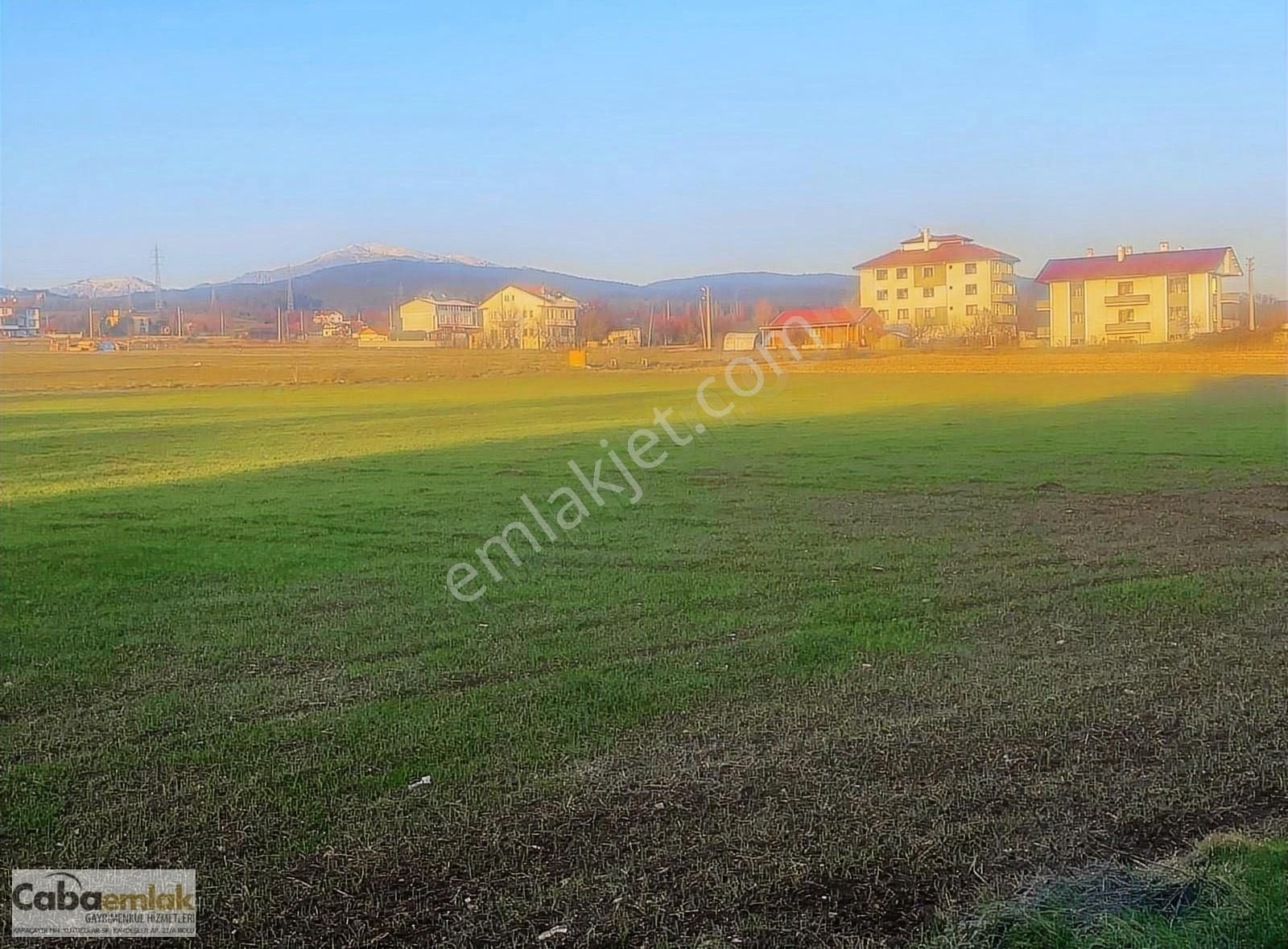 Bolu Merkez Dodurga Satılık Tarla Bolu Merkez Dodurga Mah.ana Asfalt Cepheli İmarlı Köşe Parsel !