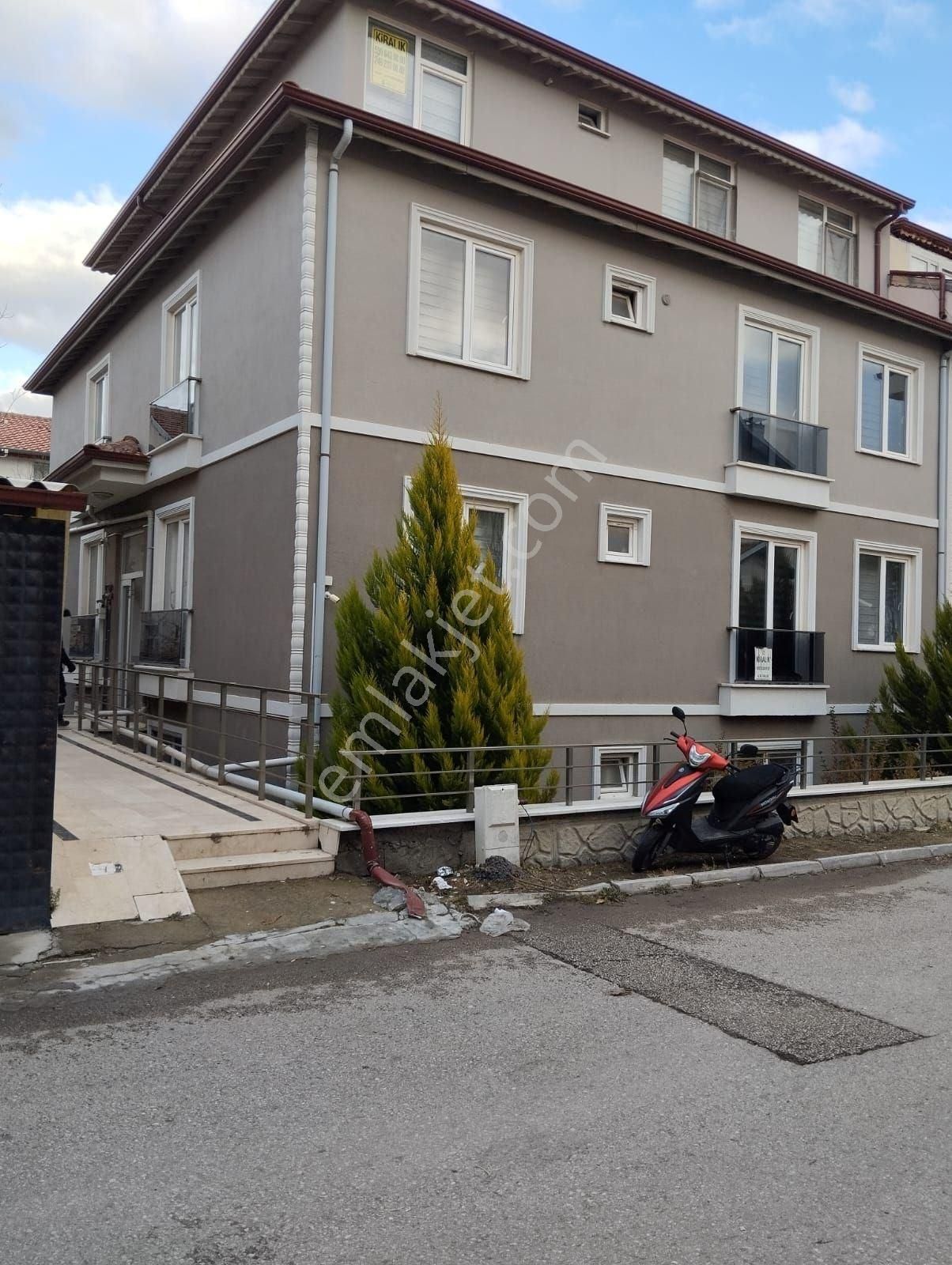 Isparta Merkez Deregümü Köyü (Aşağı) Kiralık Daire Isparta Merkez Fatih Mahallesinde Kiralık Bakımlı Apart