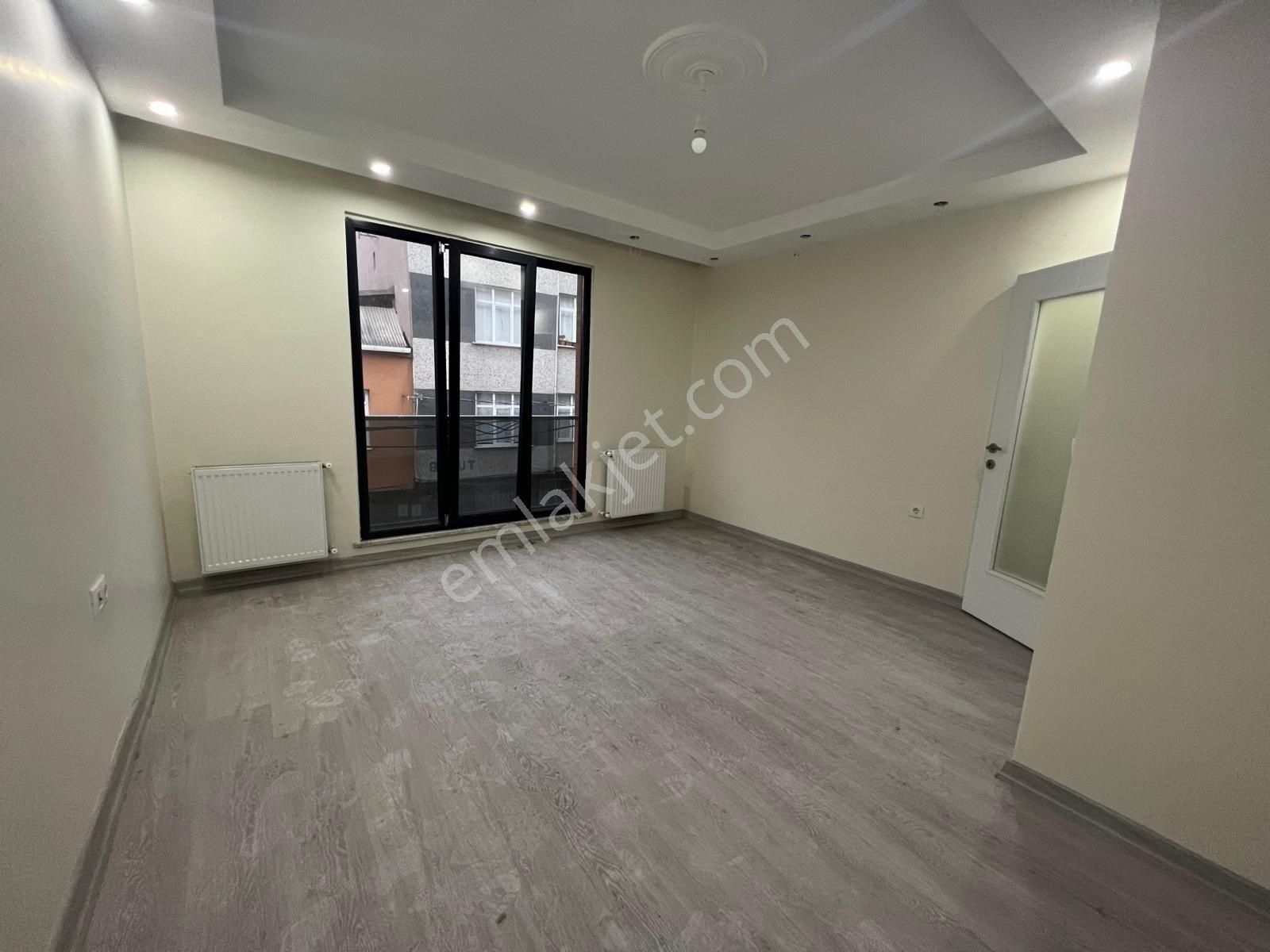 Küçükçekmece Yeşilova Satılık Daire Loft'tan Yeşilova Mh. 2+1 75m2 Sıfır Asansörlü Arakat Daire