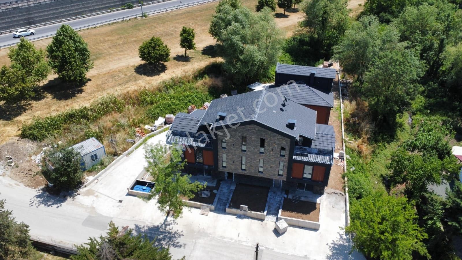 Remax Palas'tan Harika Lokasyonda Daire Fiyatına Tripleks Villa