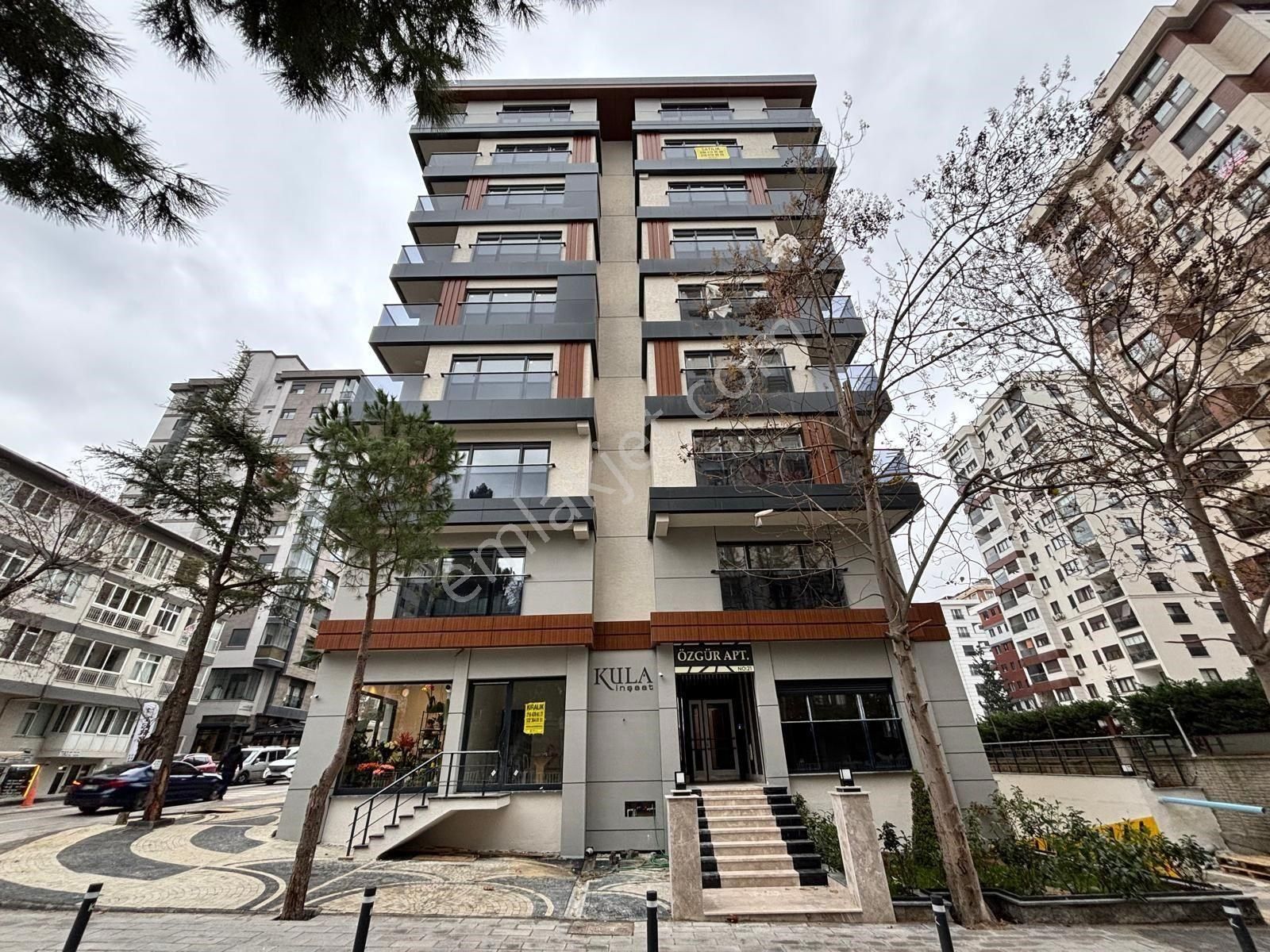 Kadıköy Göztepe Satılık Daire Poyrazdan Göztepede Sıfır Binada Çift Balkonlu Ebeveynli 110 M2