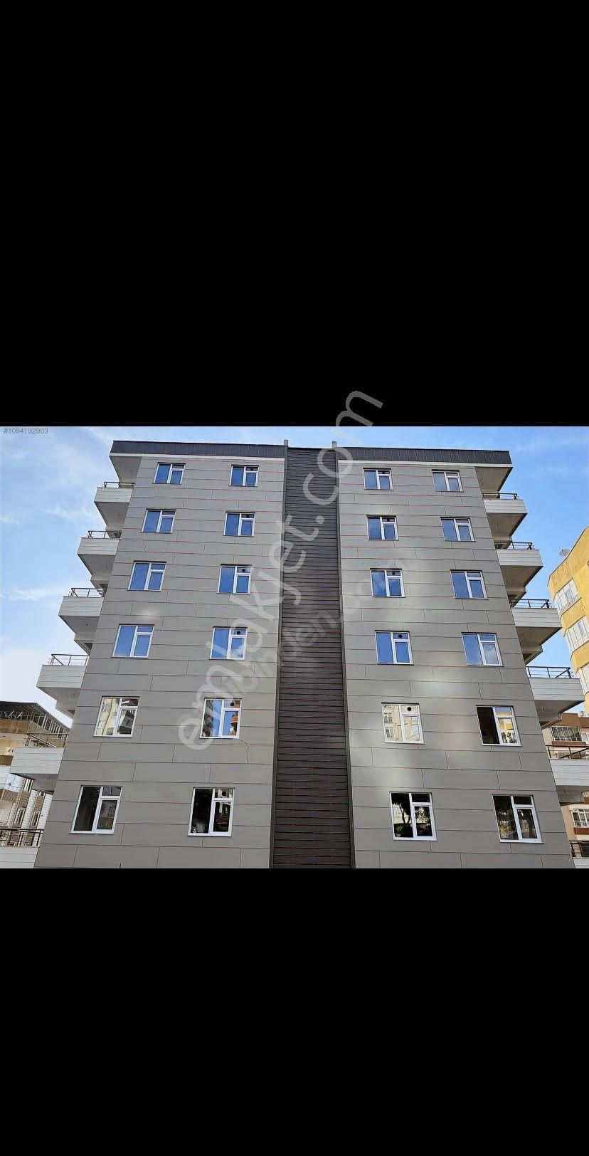 Karaköprü Narlıkuyu Kiralık Daire Akev Gayrimenkul'den K.köprü Narlıkuyu Mah. 35 M Cadde Üstü Kiralık Daire