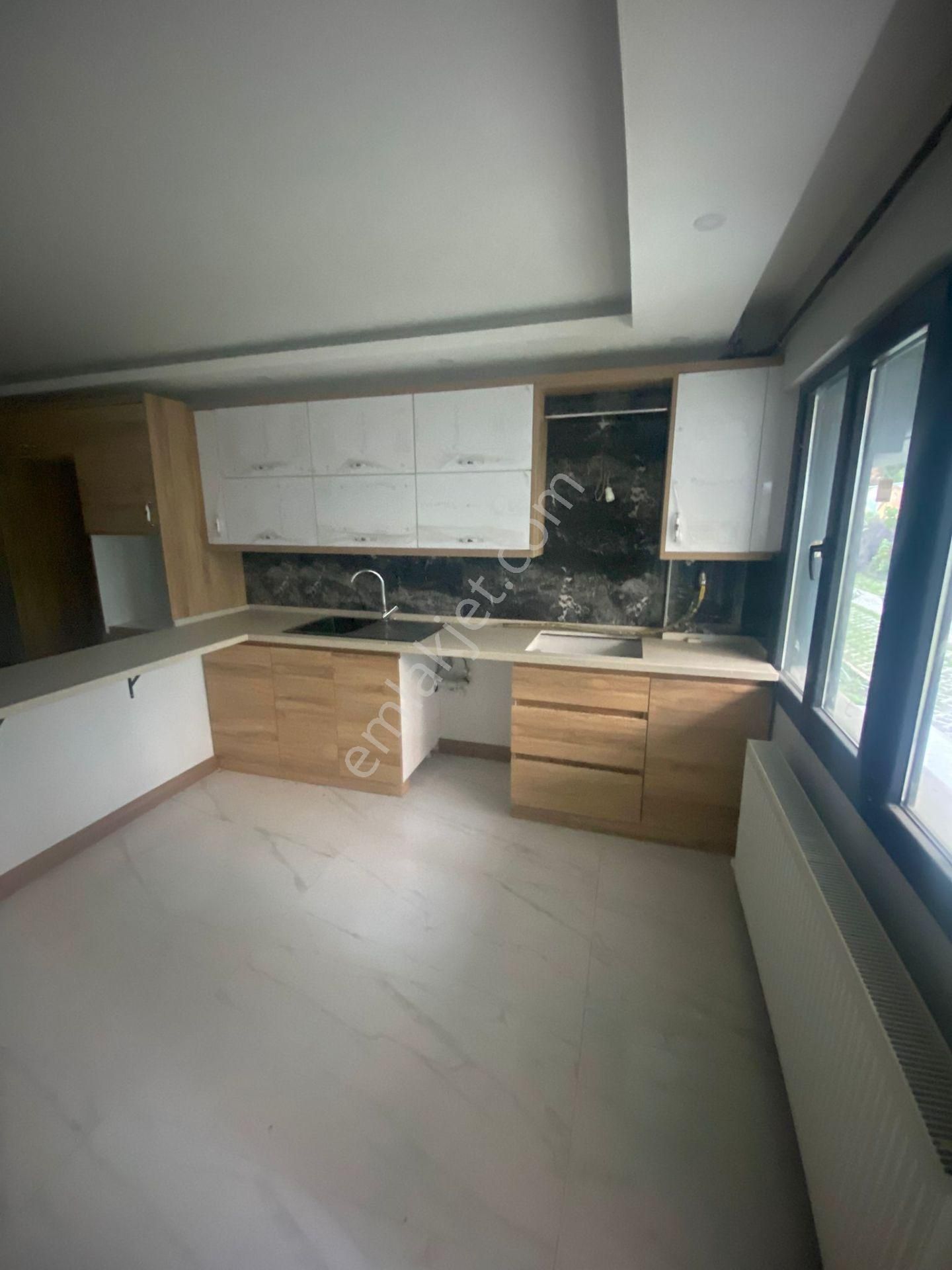 Yunusemre Uncubozköy Satılık Daire Uncubozköy Mahallesi 3+1 110 M2 5 Katlının Zemin Dublex