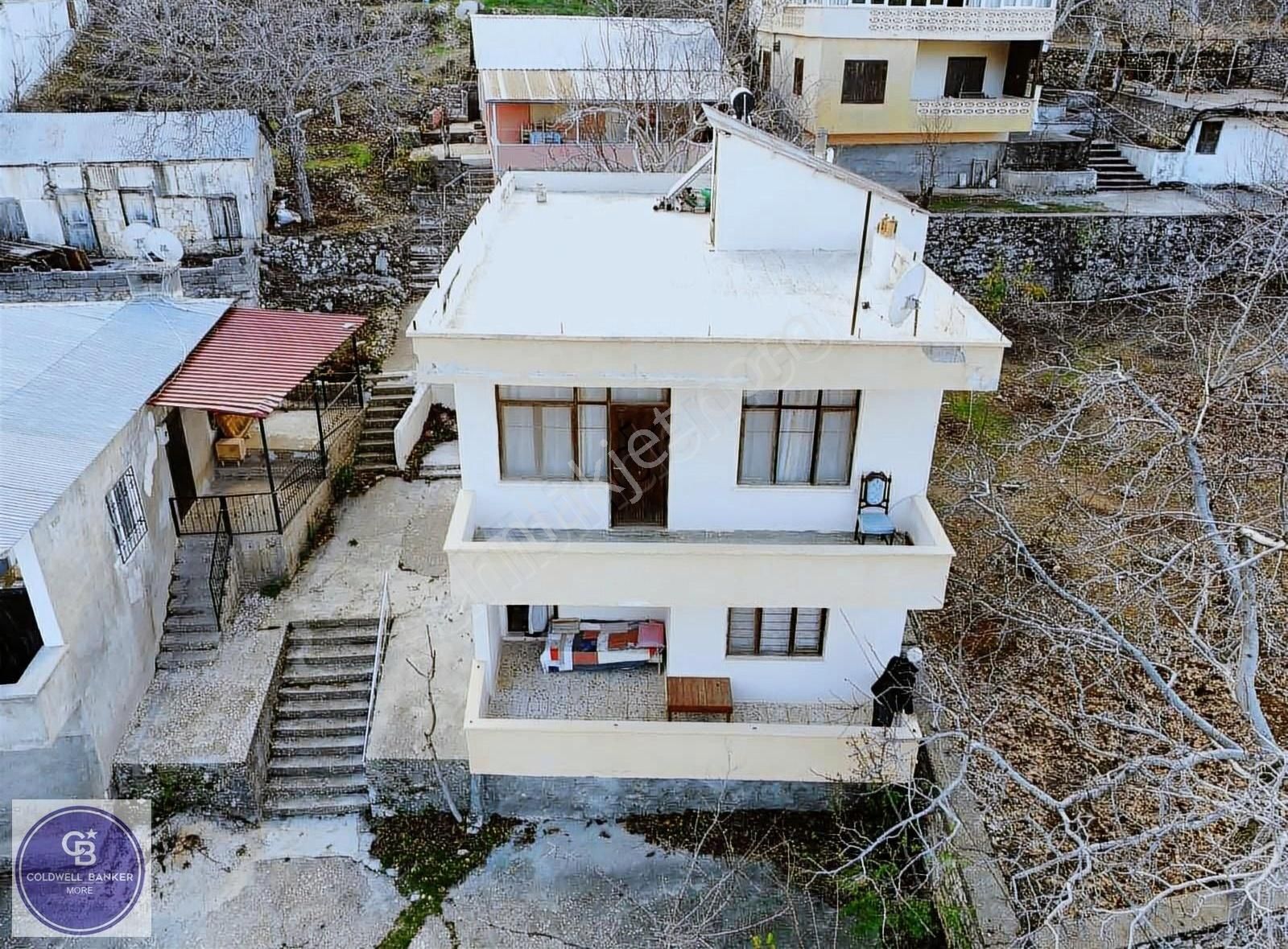 Silifke Gökbelen Satılık Villa Cb More- Silifke Gökbelen Yaylasında Satılık Ev