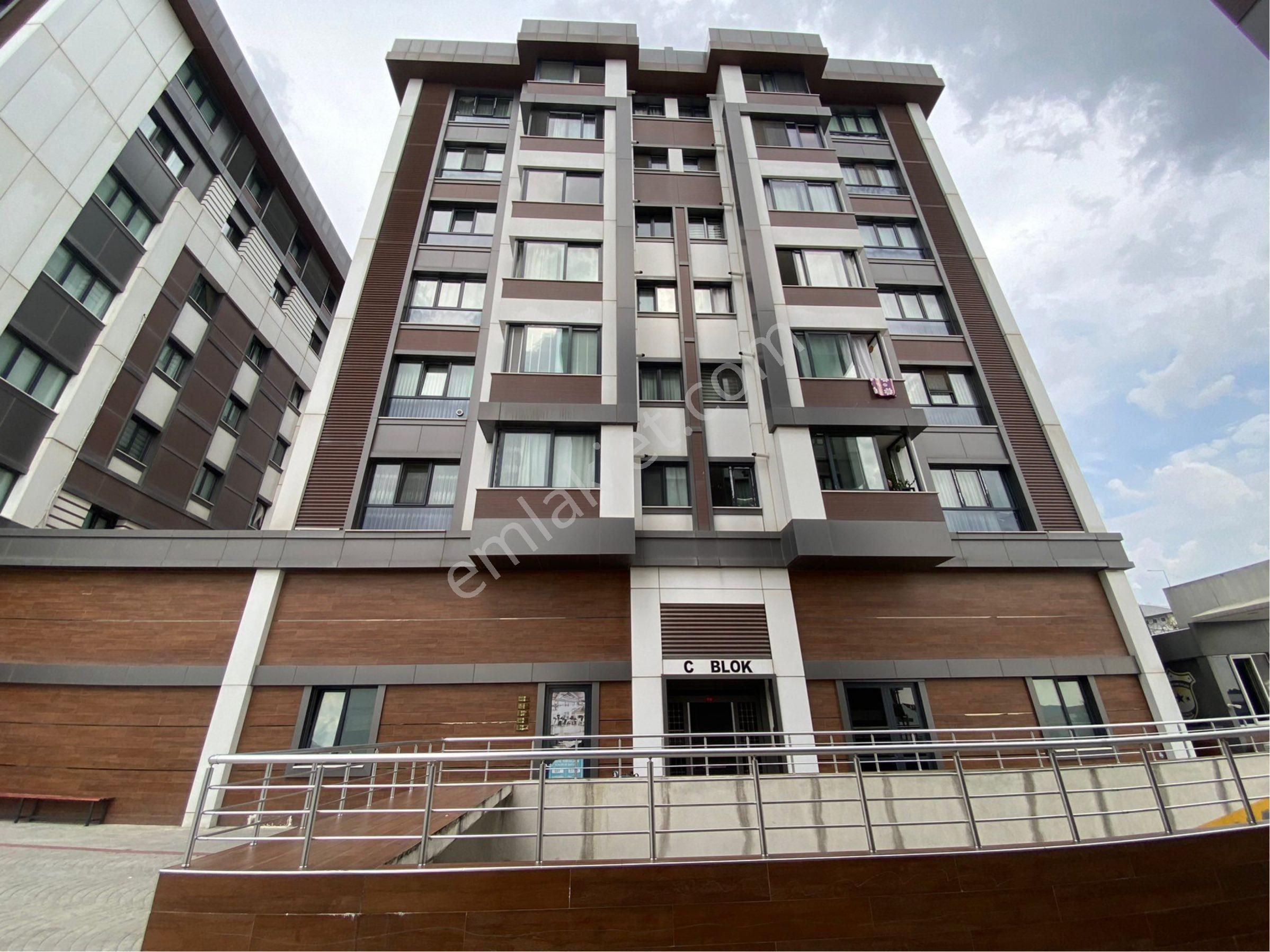 Arnavutköy Mustafa Kemal Paşa Satılık Daire Özel Vadipark Evleri 3+1 135 M2 Satılık Daire