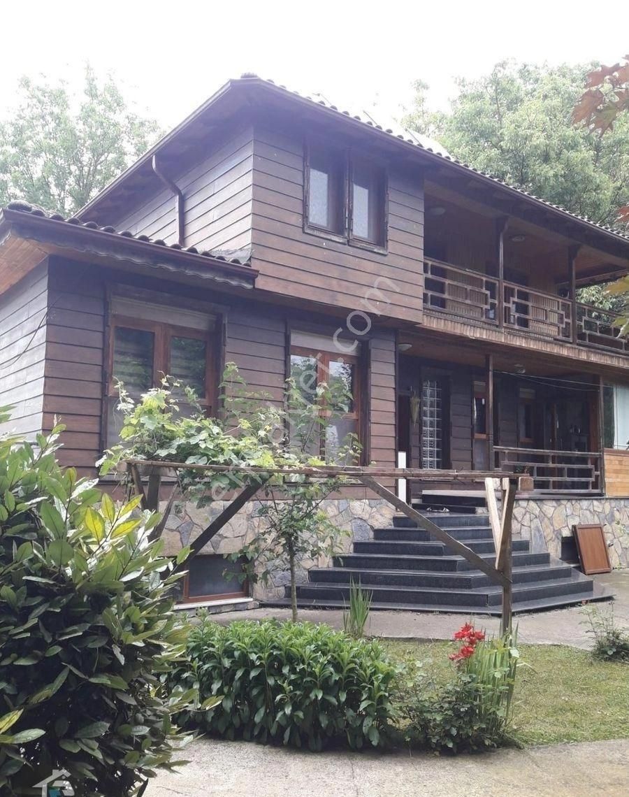 Düzce Çilimli Satılık Çiftlik Evi Canbulattan Çilimlide 9,232 M² İçinde Çiftlik