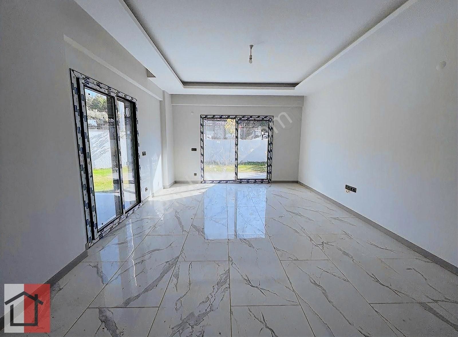 Kuşadasında Havuzlu Sitede Bahçesi Tapuya İşli Muhteşem Daire - Görsel 25