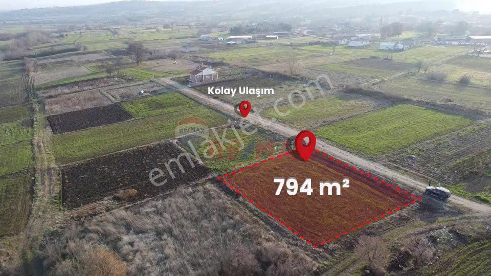 Biga Selvi Köyü Satılık Villa İmarlı Çanakkale Biga Selvi Köyünde 794 M2 Satılık Arsa