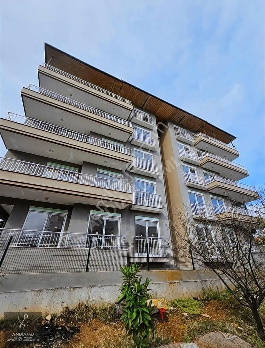 Serik Yeni Satılık Daire 3+1 Lüks Daire 140 M2