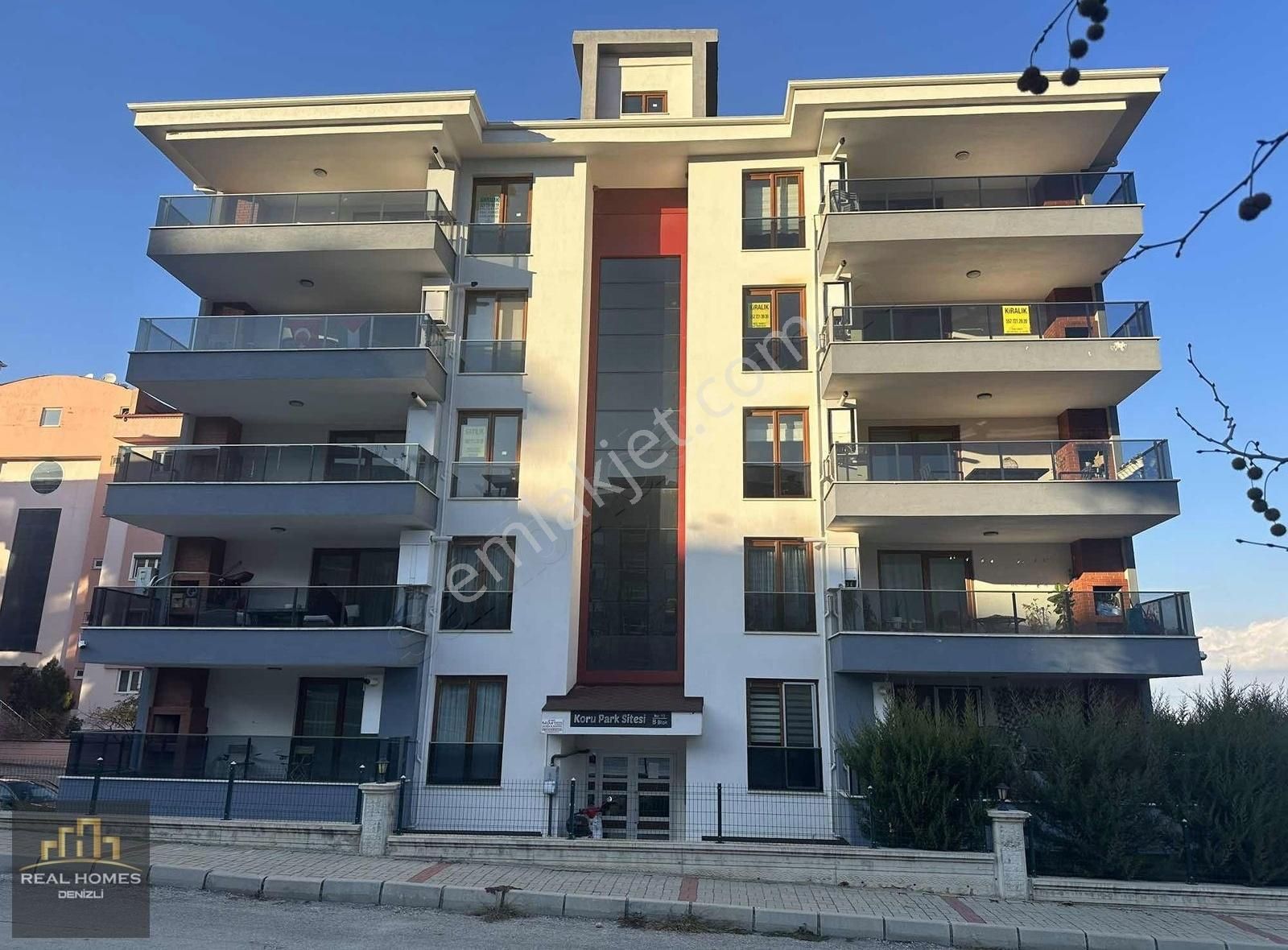 Merkezefendi Gerzele Kiralık Daire Real Homestan Gerzele Mevkiinde 4+1 Dağ Manzaralı Daire