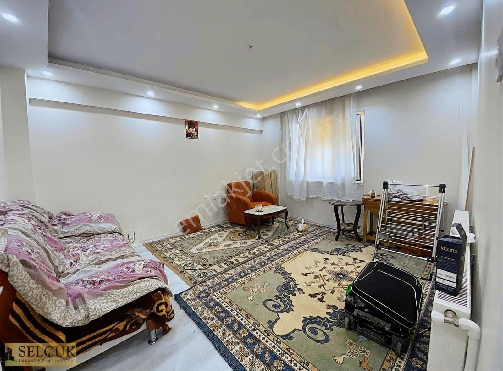 Şehzadeler Şehitler Satılık Daire Selçuk Gayrimenkulden Satılık 2+1 85m2 Full Tadilatlı Daire