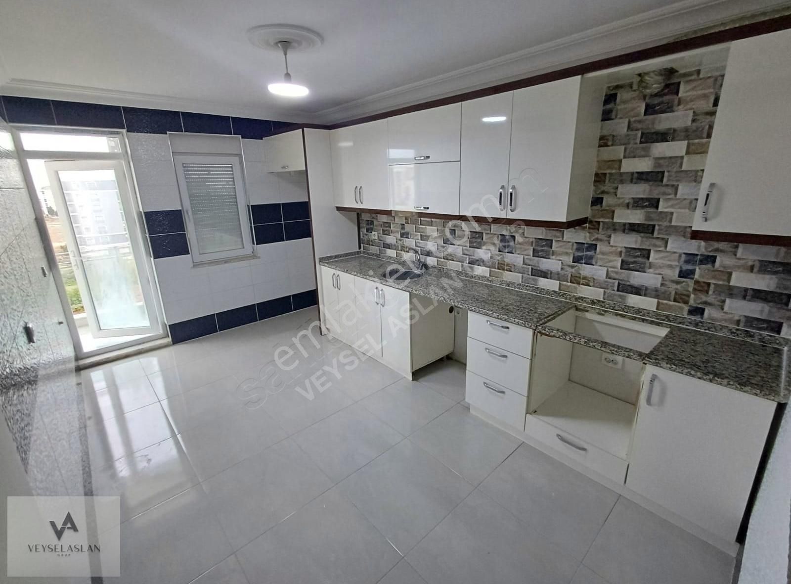 Kepez Fevzi Çakmak Satılık Daire Fevziçakmakta 3+1 150m2 Havuzlu Açık Otoparklı Site İçinde Daire