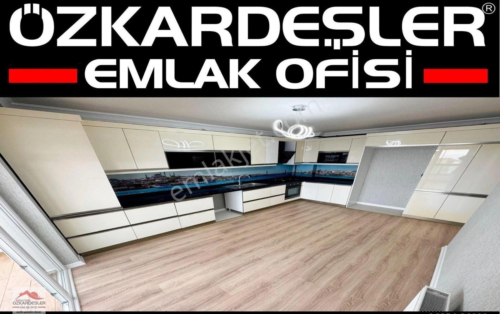 Yenimahalle Güventepe Satılık Daire Güventepe Cad Paraleli *site İçi Ank Manzaralı Delüx Yapılı 4+1*