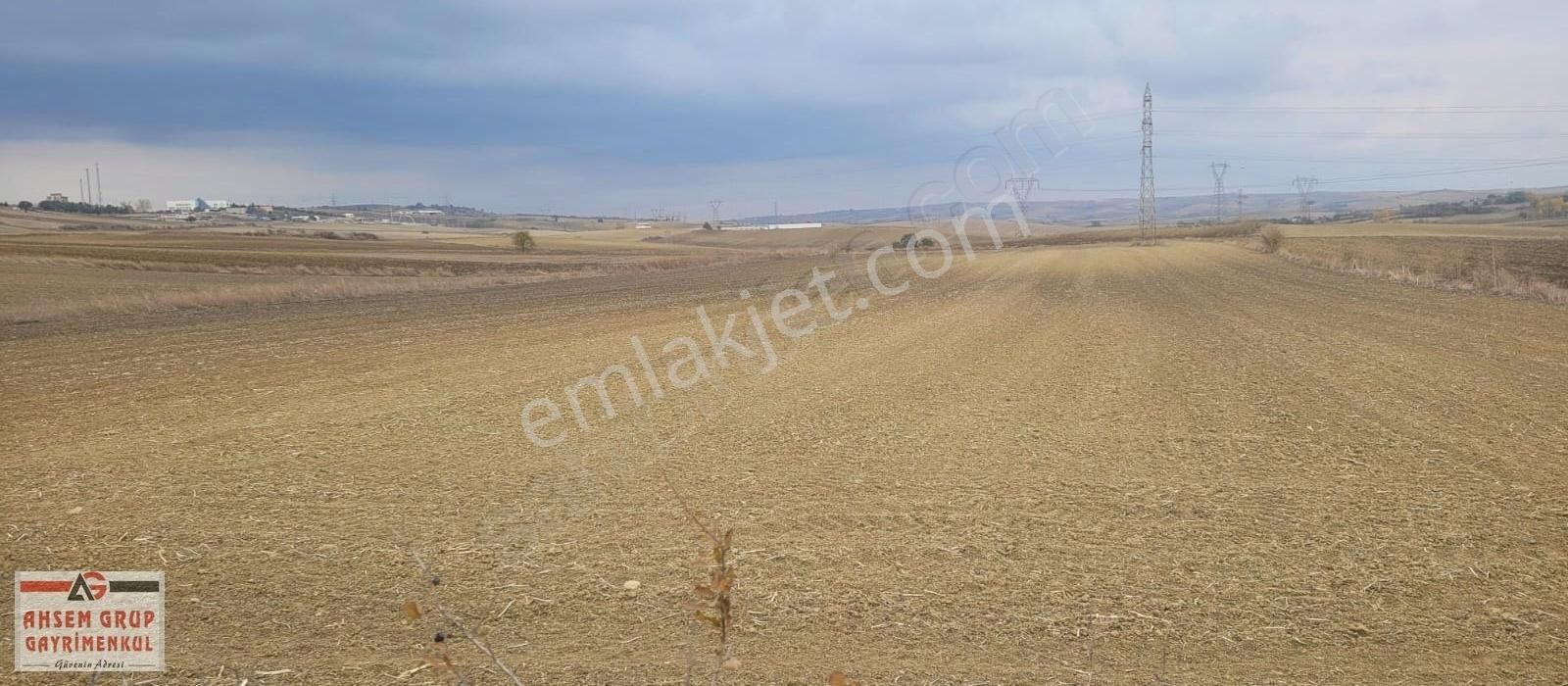 Malkara Cami Atik Satılık Tarla Tekirdağ Malkara Ege Denizine 25km 13,012m2 Satılık Tarla