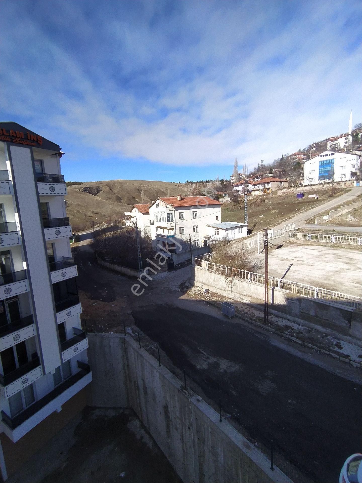 Yozgat Merkez Köseoğlu Satılık Daire Gözel Emlâktan Adliye Binası Yanında