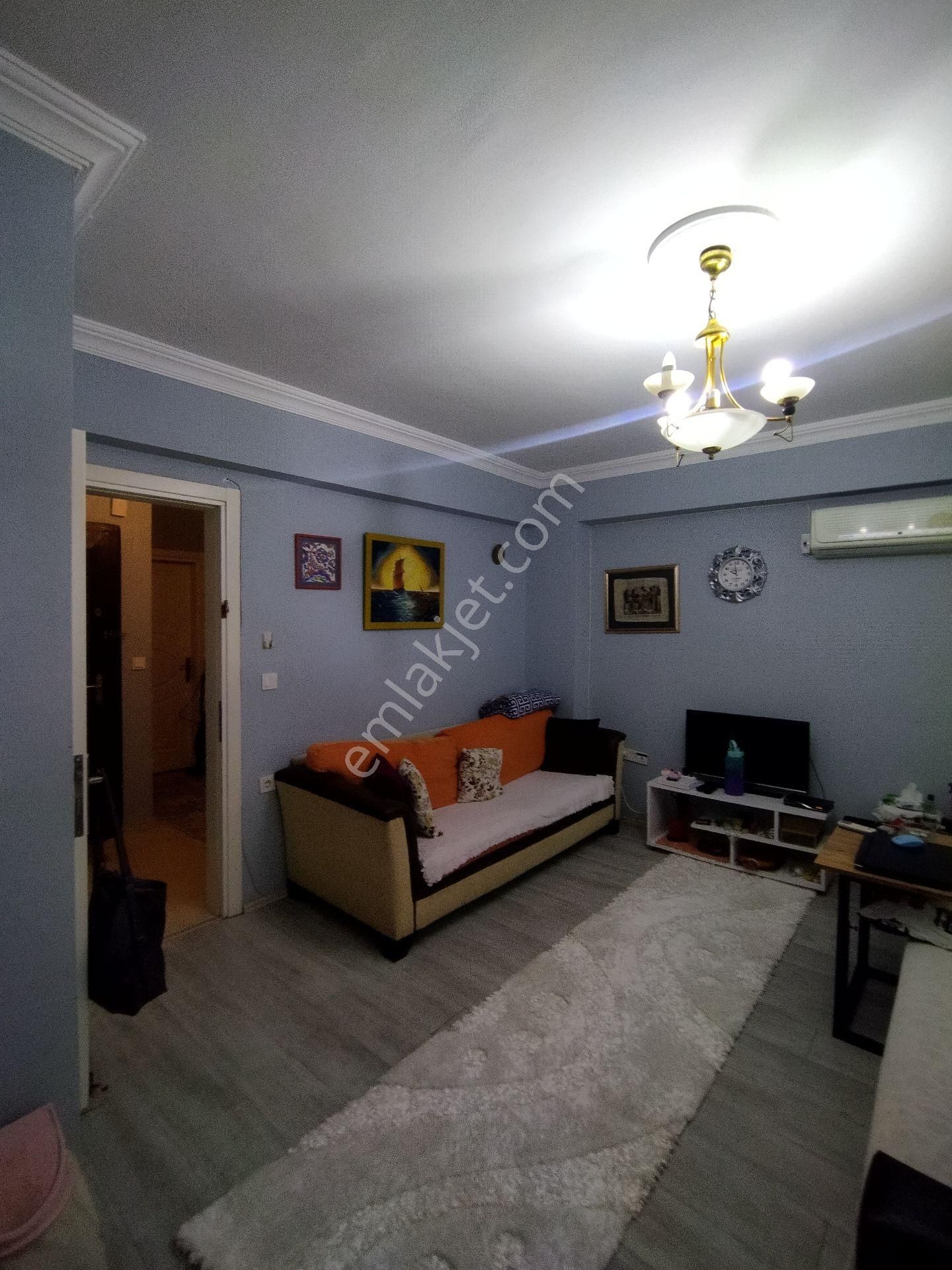 Dikili İsmetpaşa Kiralık Daire Dikili Merkezde Kiralık Full Eşyalı 1+1 Arakat