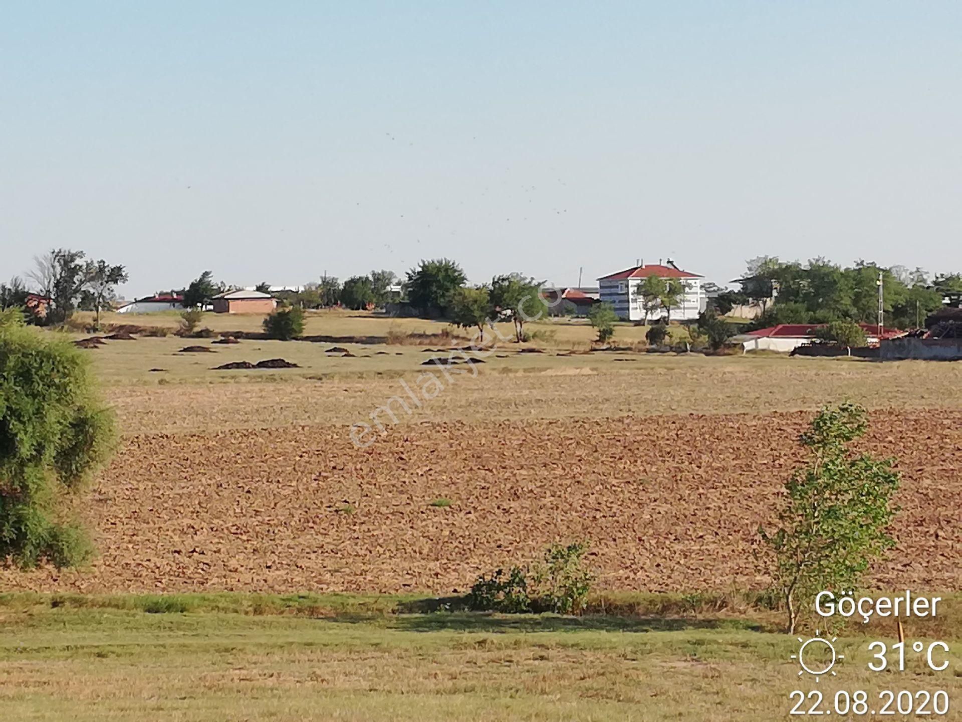 Saray Göçerler Satılık Tarla Saray Göçerler'de Yerleşimin Dibinde 303 M² Son İki Parsel