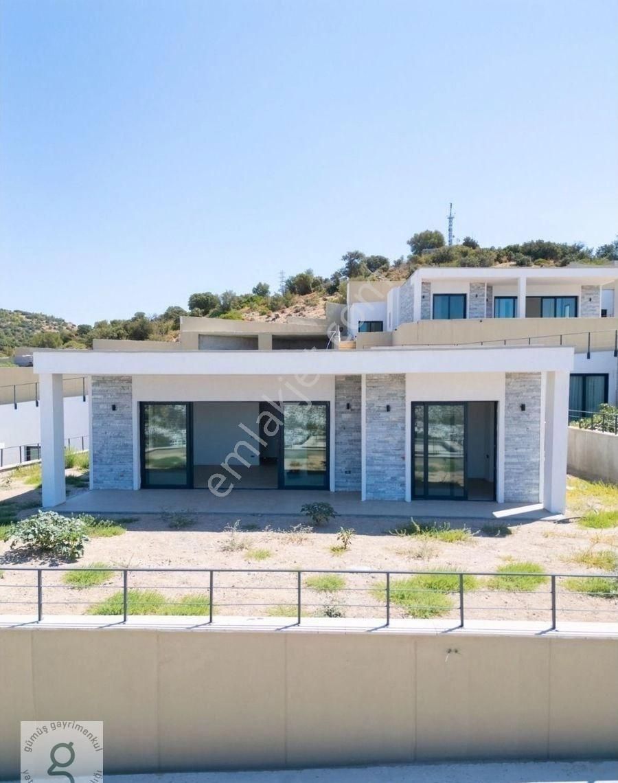 Bodrum Yeniköy Kiralık Villa Bodrum'un Merkezinde Deniz Manzaralı Yıllık Kiralık Villa