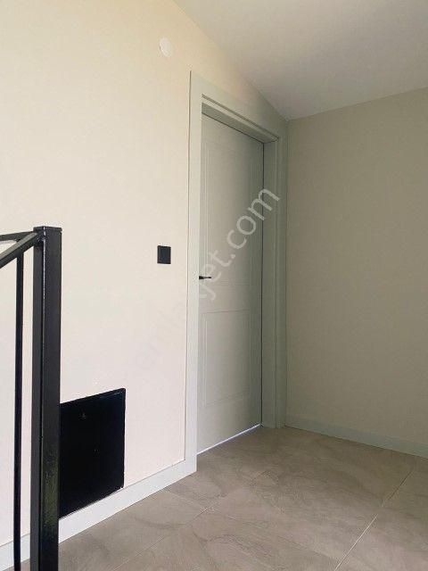 Foçada Site İçinde Özel Tasarım 2+1 Satılık Müstakil Villa - Görsel 6