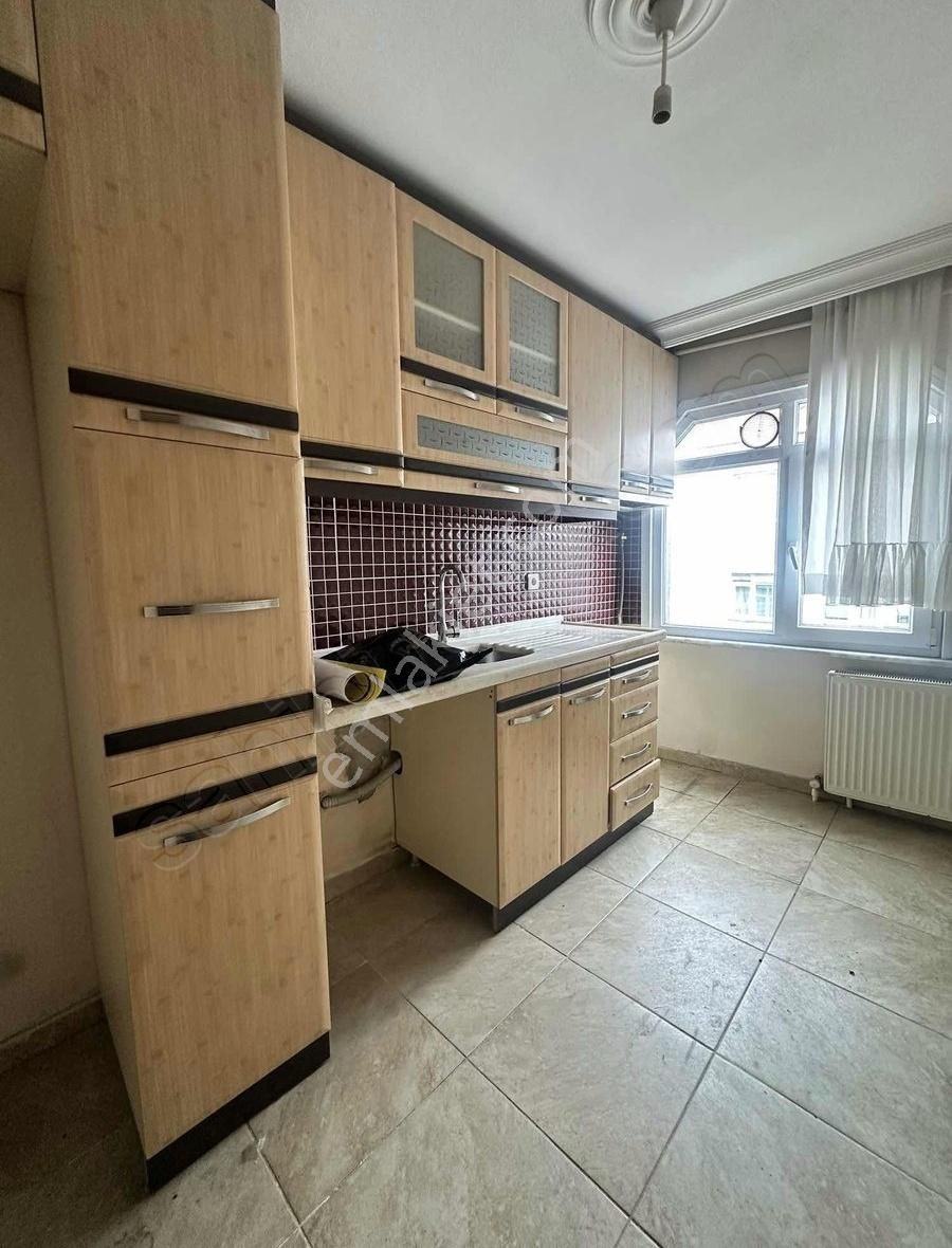 Zeytinburnu Sümer Satılık Daire Sümer'de Harika Konumda 2+1 Köşe Full Aydınlık K.uygun Daire