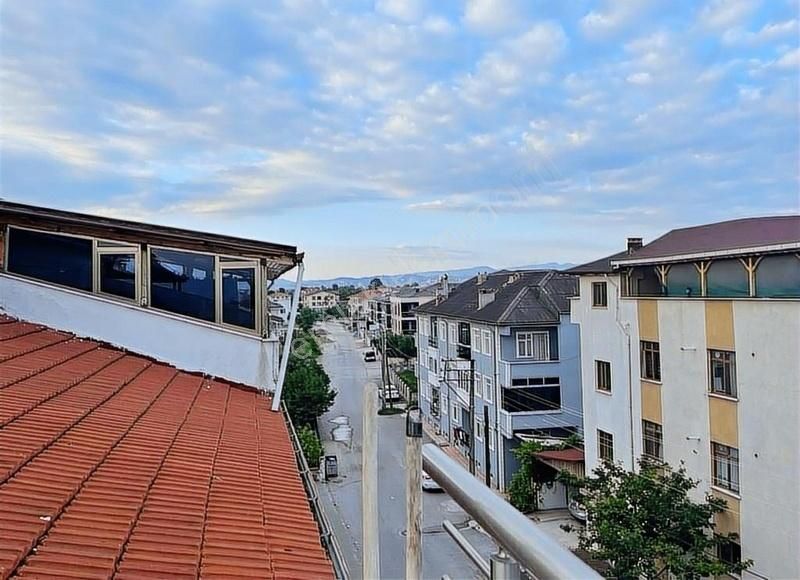 Düzce Merkez Aziziye Satılık Daire Düzce Aziziye Mahallesinde Satılık Daire Dubleks