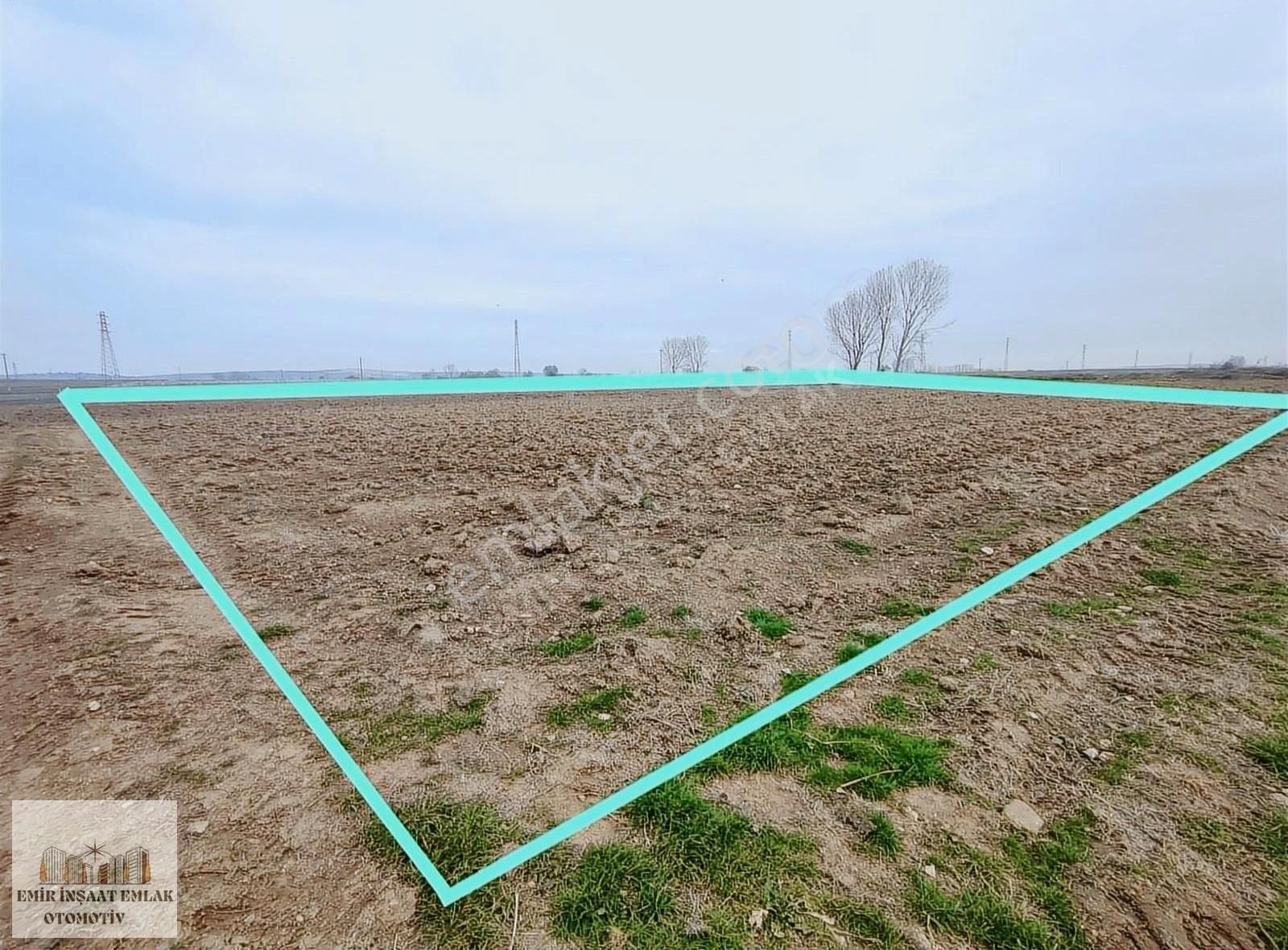 Vize Evrenli Köyü Satılık Tarla Vize Evrenli Mah. Ana Yola Yakın 300 M² Arsa Araç Takasına Açık