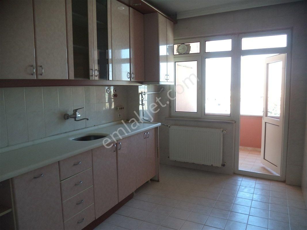 Osmangazi Sırameşeler Kiralık Daire Osmangazi Sırameşeler'de Metroya Yakın 3+1 Kiralık Daire