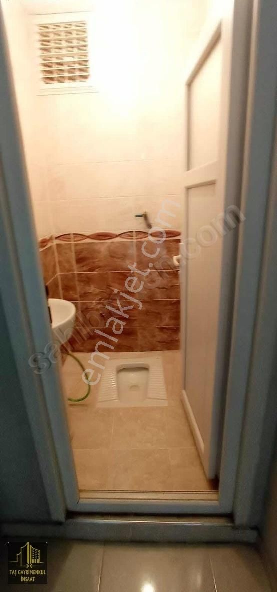 Arnavutköy Anadolu Kiralık Daire Anadolu Mah 2+1 Çift Balkonlu Kiralık Daire