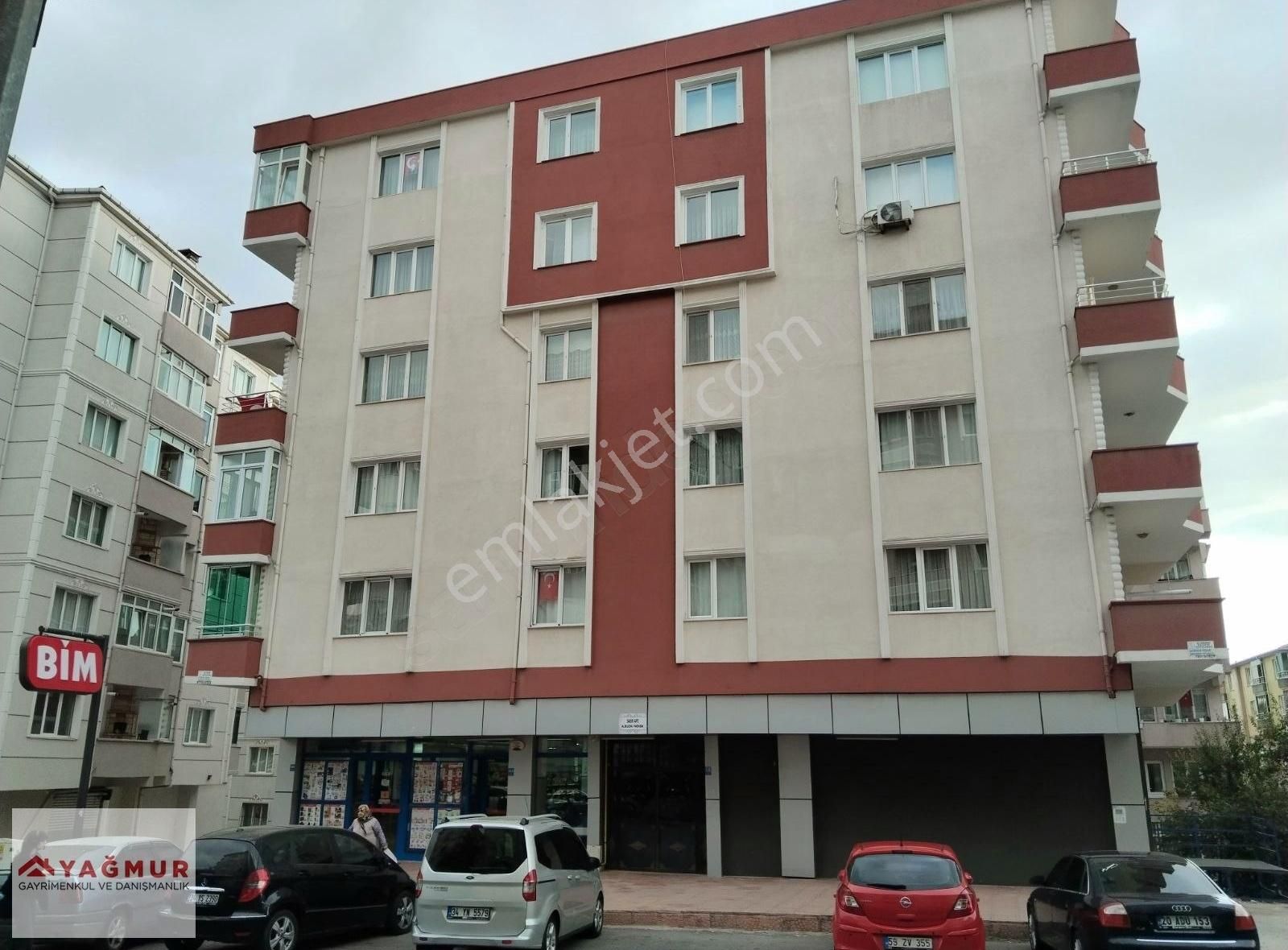 Çorlu Muhittin Kiralık Dükkan & Mağaza Muhittinde Çok İyi Konumda Düz Ayak Kiralık 200 M2 Dükkan