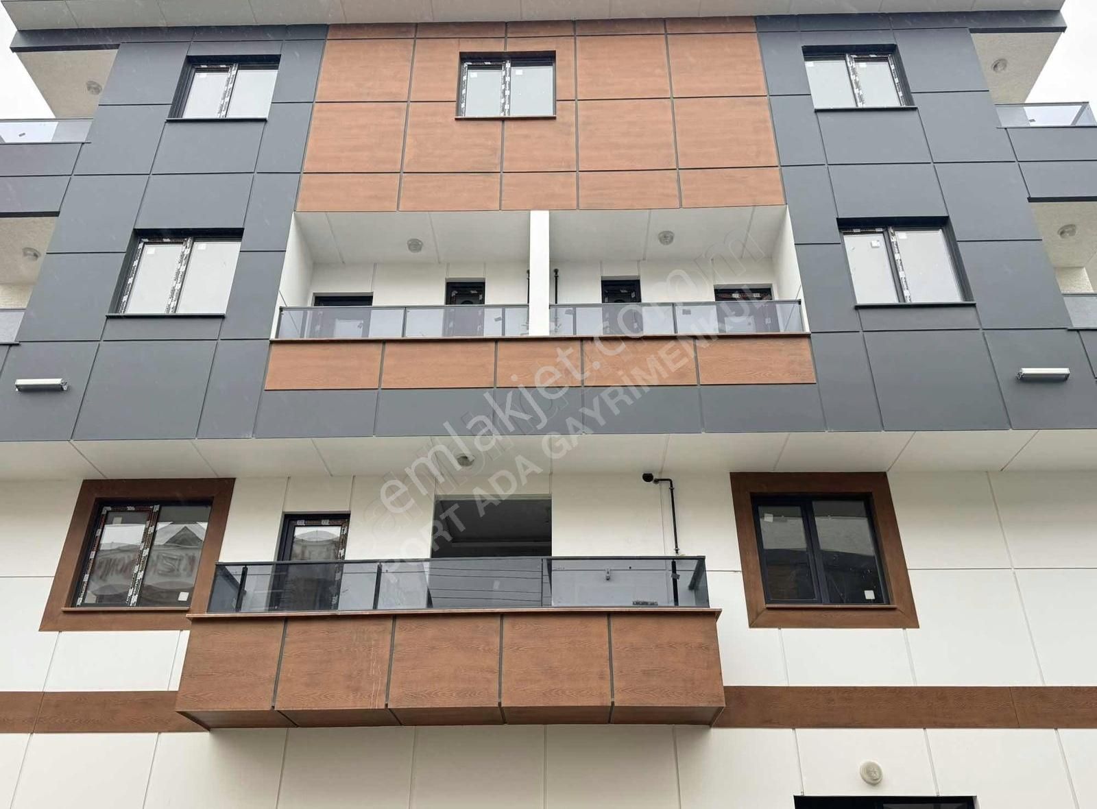 Darıca Bayramoğlu Satılık Daire Tuzla Caddesi Mevki 2+1 90m² Sıfır Asansörlü Lüks Fırsat Ara Kat