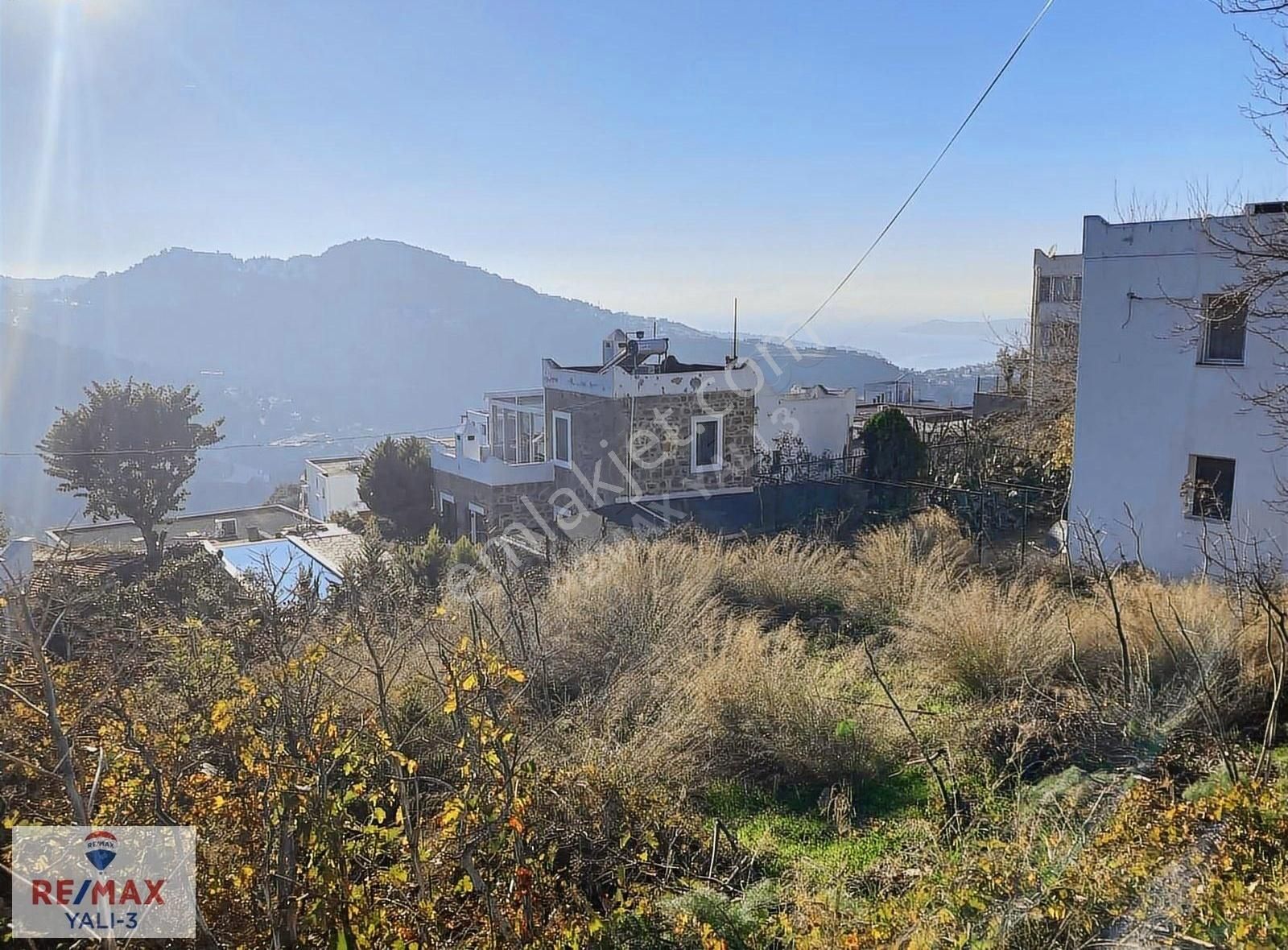 Bodrum Geriş Satılık Konut İmarlı Bodrum Yalıkavak'ta Deniz Manzaralı Konut İmarlı Arsa Köyiçi