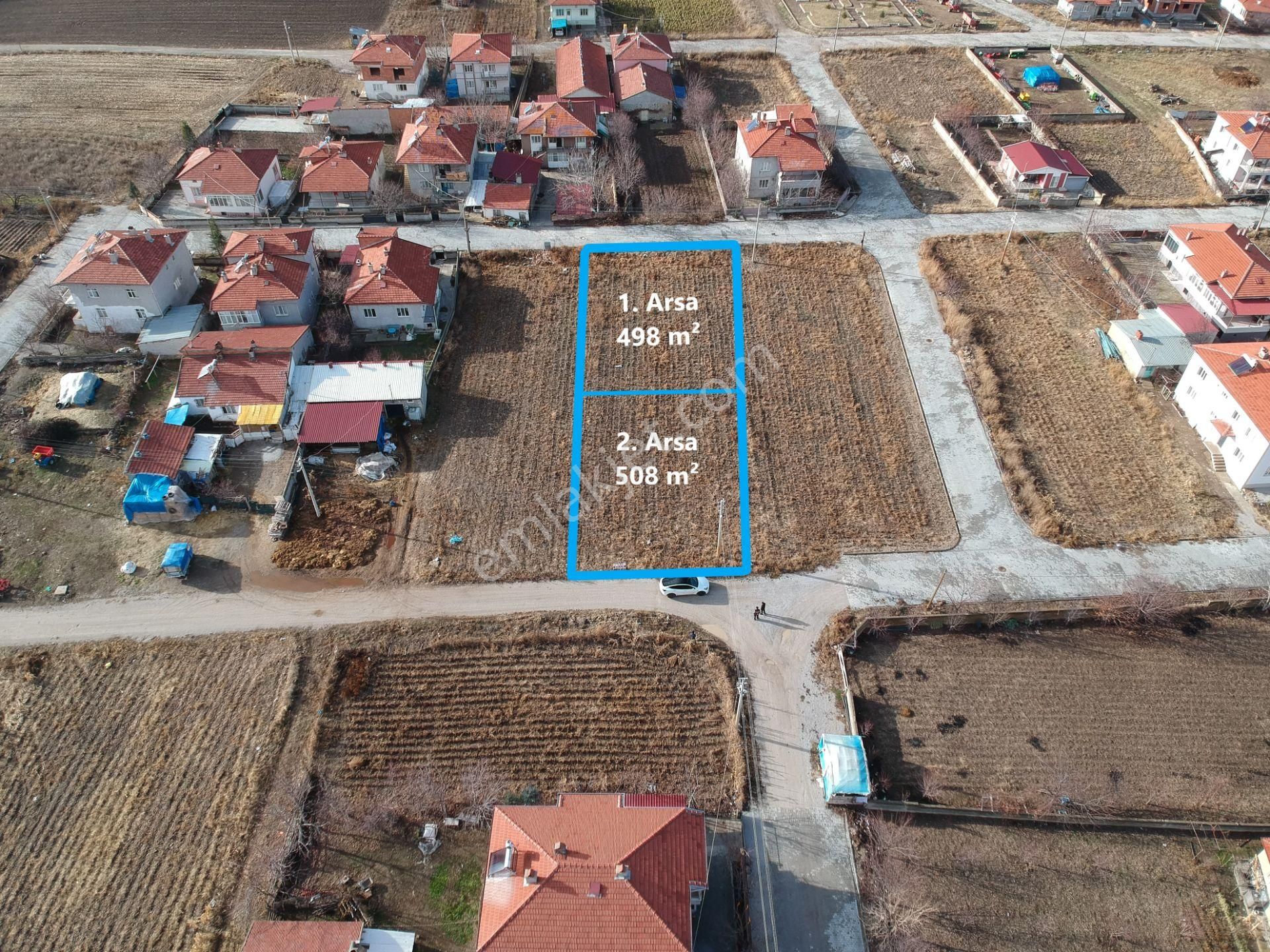 Şuhut Zafer Satılık Konut İmarlı İlbey // Şuhut Zafer Mahallesinde 508+498 M² İki Adet Arsa