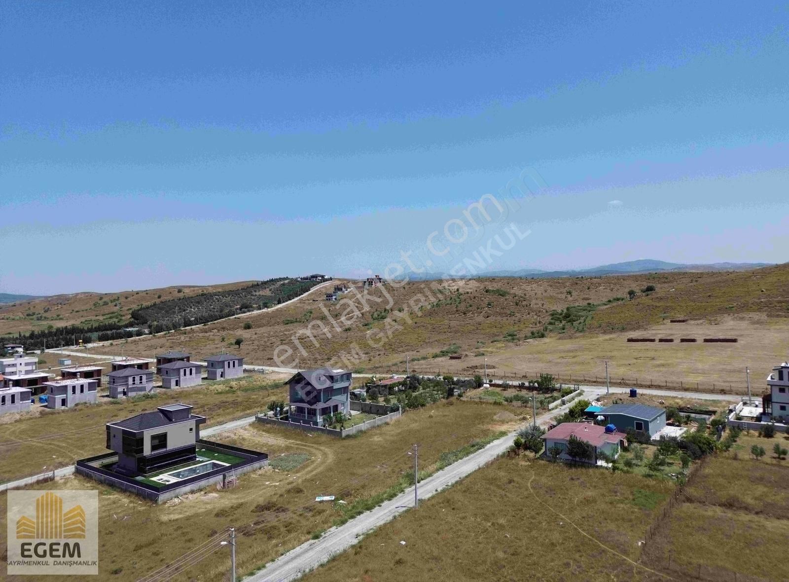 Seferihisar Düzcede Satılık 465 Mt Köşe Parsel Arsa - Görsel 7