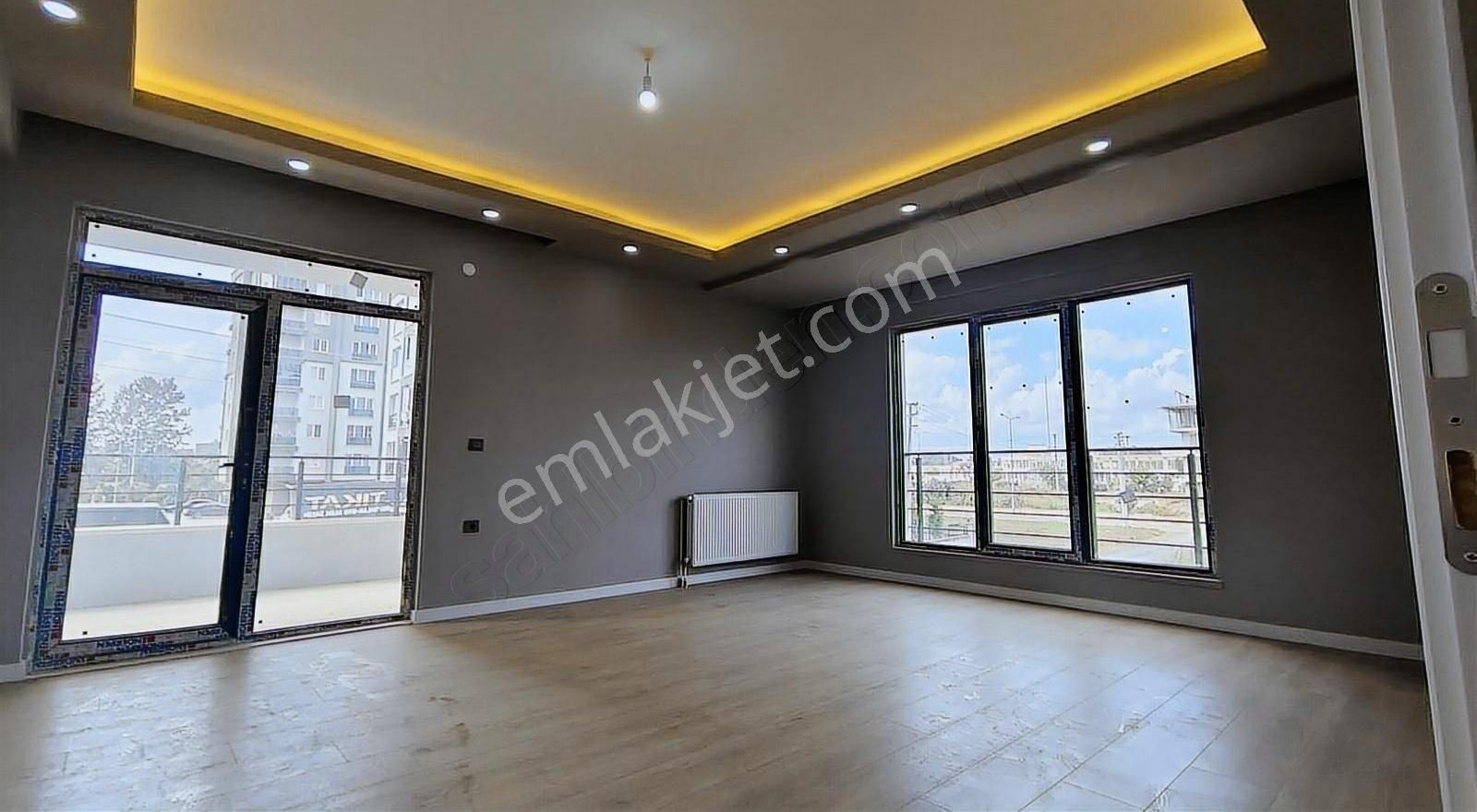 Çarşamba Sarıcalı Satılık Daire 6kat Emlaktan Site İçerisinde 140 M2 Daire