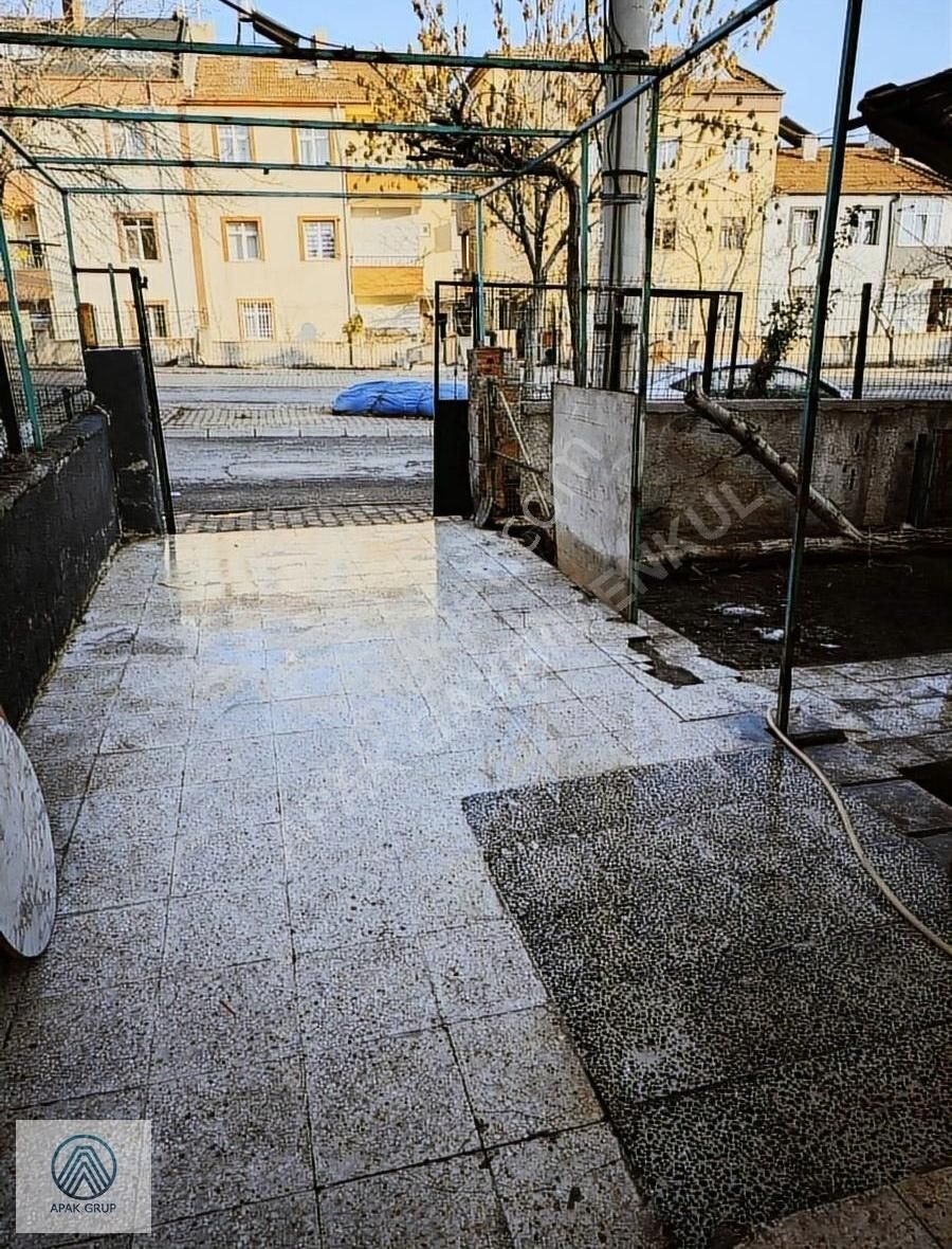 Selçuklu Mahallesi Satılık Müstakil Ev Arsa Parasına Satılık - Görsel 19