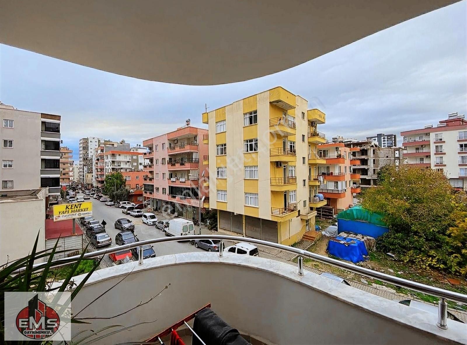 Erdemli Merkez Satılık Daire Çok Acil Satılık 3+1 165 M2 Kupon 8 Yaşinda Daire