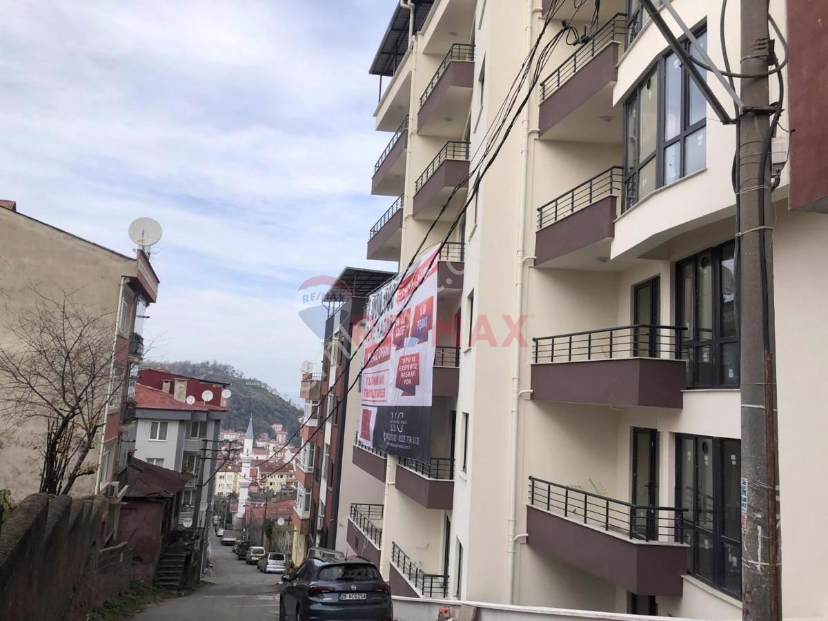 Giresun Merkez Kavaklar Satılık Daire Remax Nadir Kavaklar Mahallesi'nde Satılık 1+1 Daire - %50 Peşinat, 1.99 ' Dan Kredi İmkanı