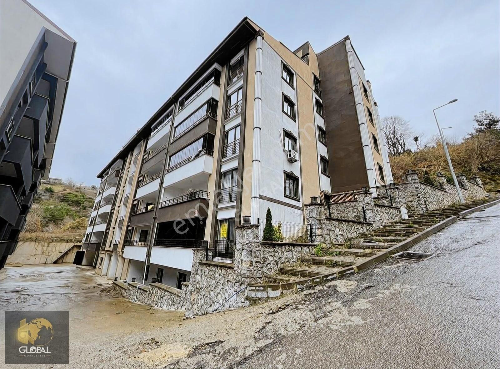 Amasra Kaleşah Satılık Daire Amasra Havuzlu Site İçinde Fırsat 2+1