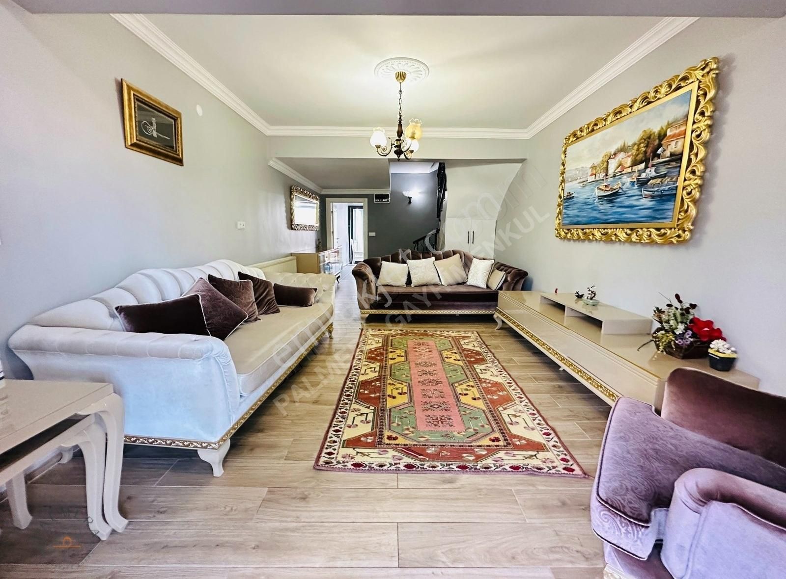 Marmaris Armutalan Satılık Villa Marmaris Armutalan'da Satılık 4+1 Bahçeli Triplex Villa