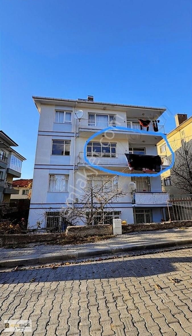 Beypazarı Kurtuluş Satılık Daire Altın Emlak Beypazarı 'ndan // Kurtuluş Mah.satılık Daire 3+1