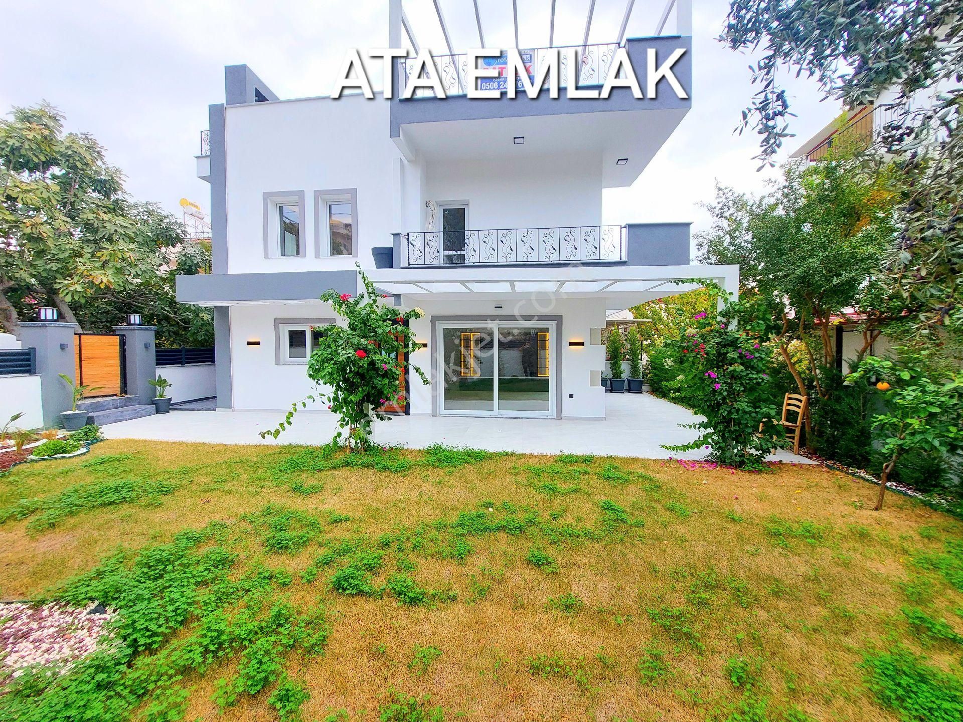 Kuşadası Kadınlar Denizi Satılık Villa Kuşadasında Ful Yapılı Yaz-kış Oturmaya Uygun Doğalgazlı Bahçeli 3+1 Villa