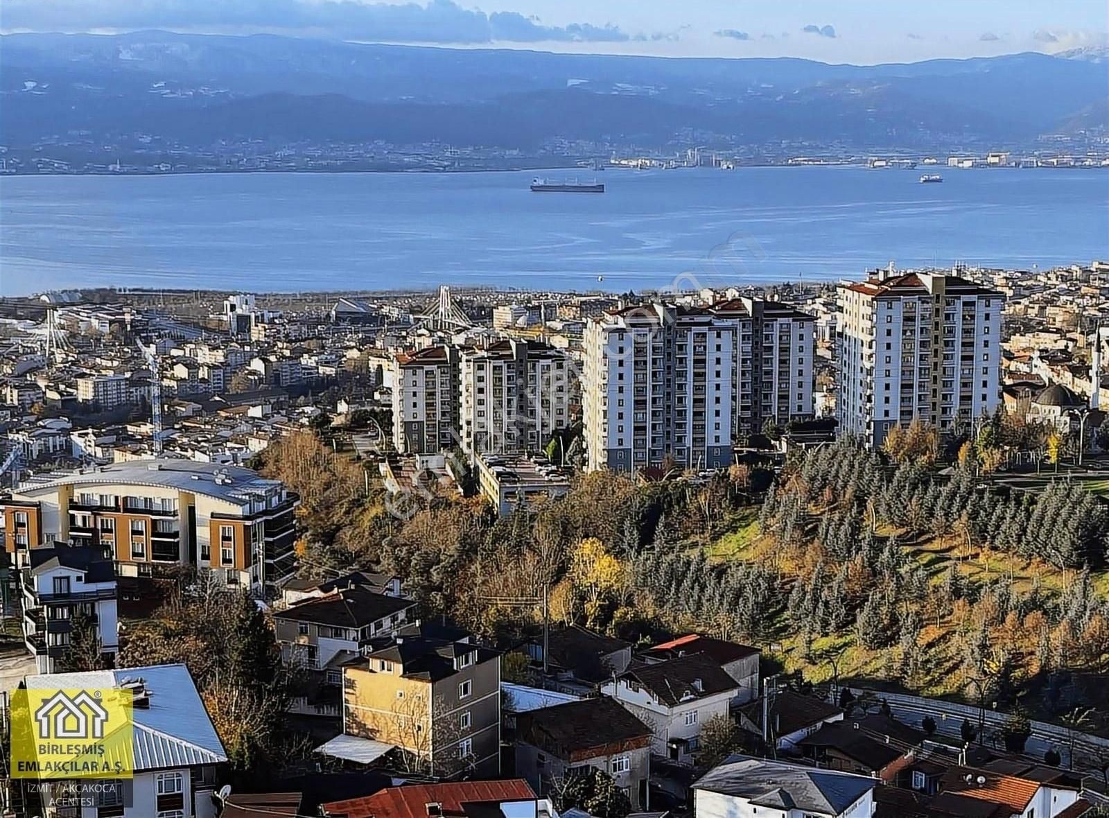 İzmit Erenler Satılık Daire Panoramik Şehir Ve Deniz Manz. 3+1 Satılık Arakat Daire