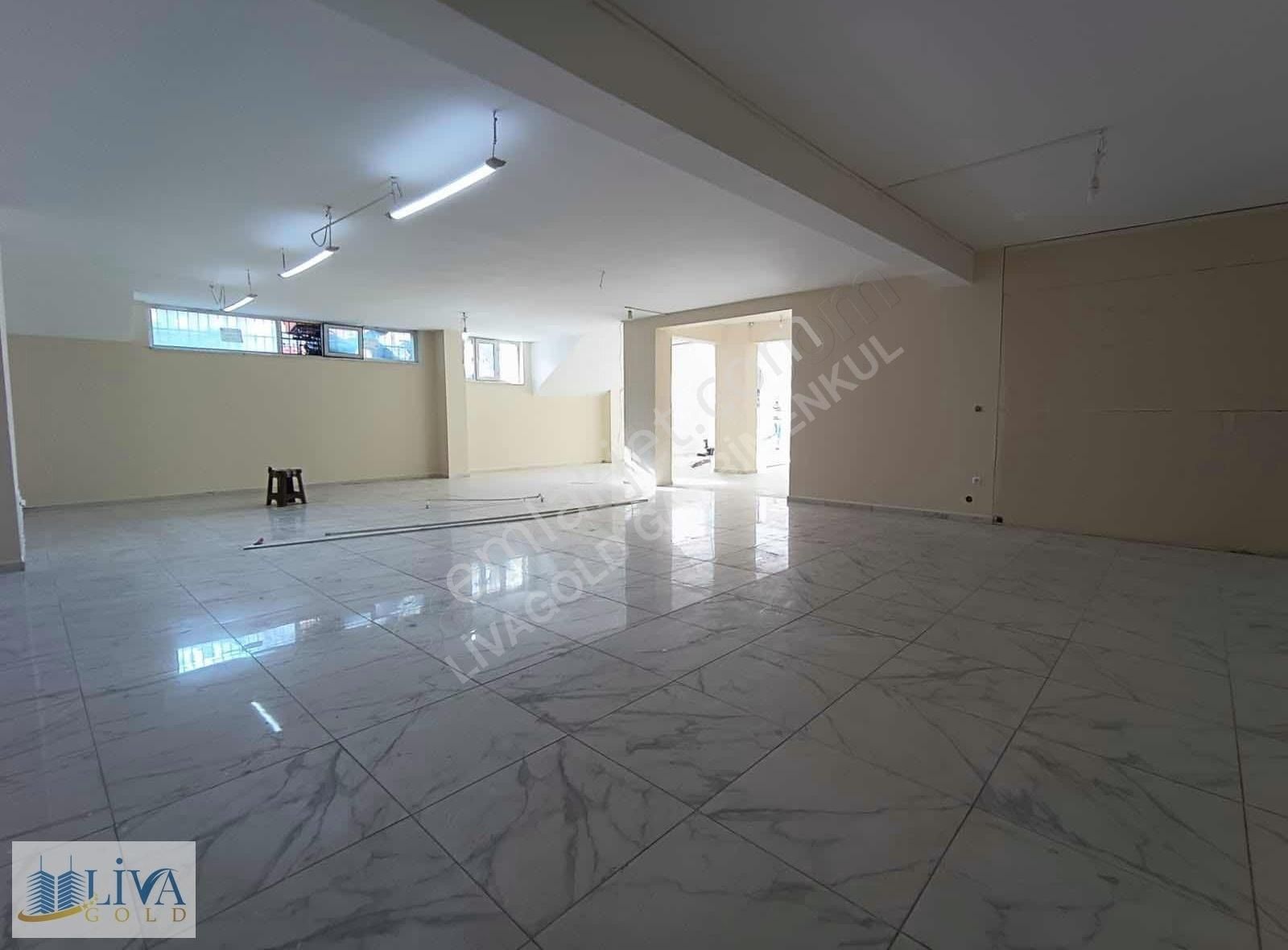 Bağcılar Mahmutbey Kiralık Dükkan & Mağaza 300 M2 Kiralık İşyeri Liva Gold Gayrimenkulden