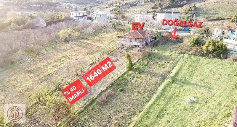 Kandıra Pınarlı Satılık Konut İmarlı Kandıra Pınarlı Mah.de 1640 M2 %40 İmarlı Arsa İçerisnde 2+1 Ev