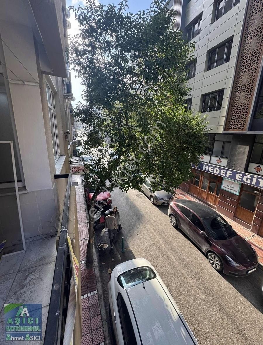 Şehzadeler 2. Anafartalar Satılık Daire Aşıcı Emlaktan Polis Kantinin Karşısı 1.balkon Full Lüx Daire