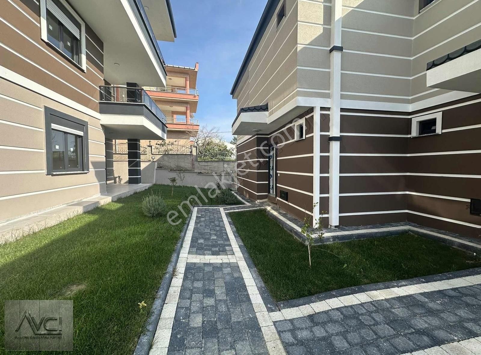 Edremit Altınoluk Satılık Villa Avcı'dan Altinoluk Triplex Sifir Villa Full Manzara Bahceli