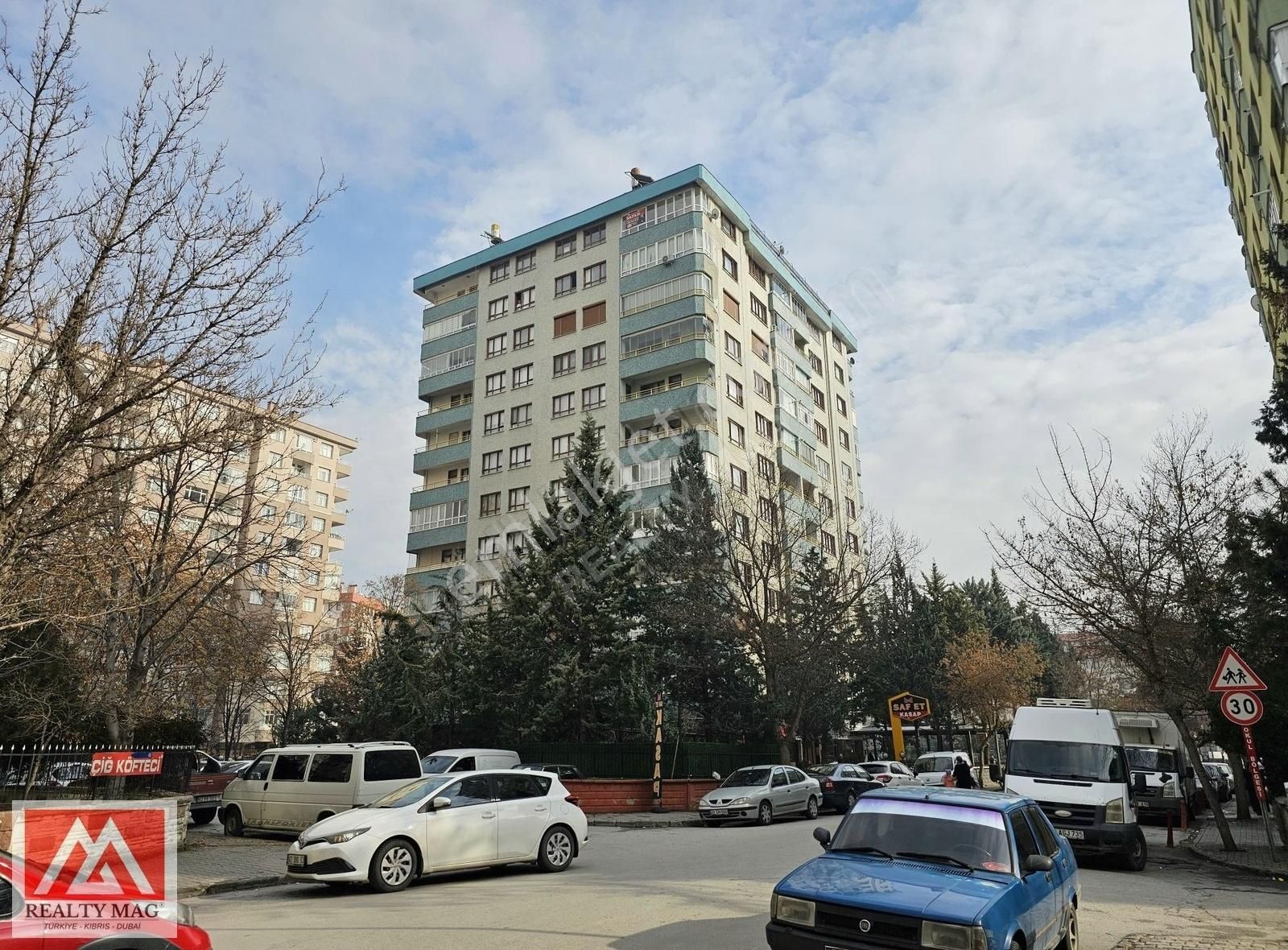 Karatay Büyük Sinan Satılık Daire Anayola Yakın Satılık 4.5+1 Kiracısız Geniş Fırsat Daire