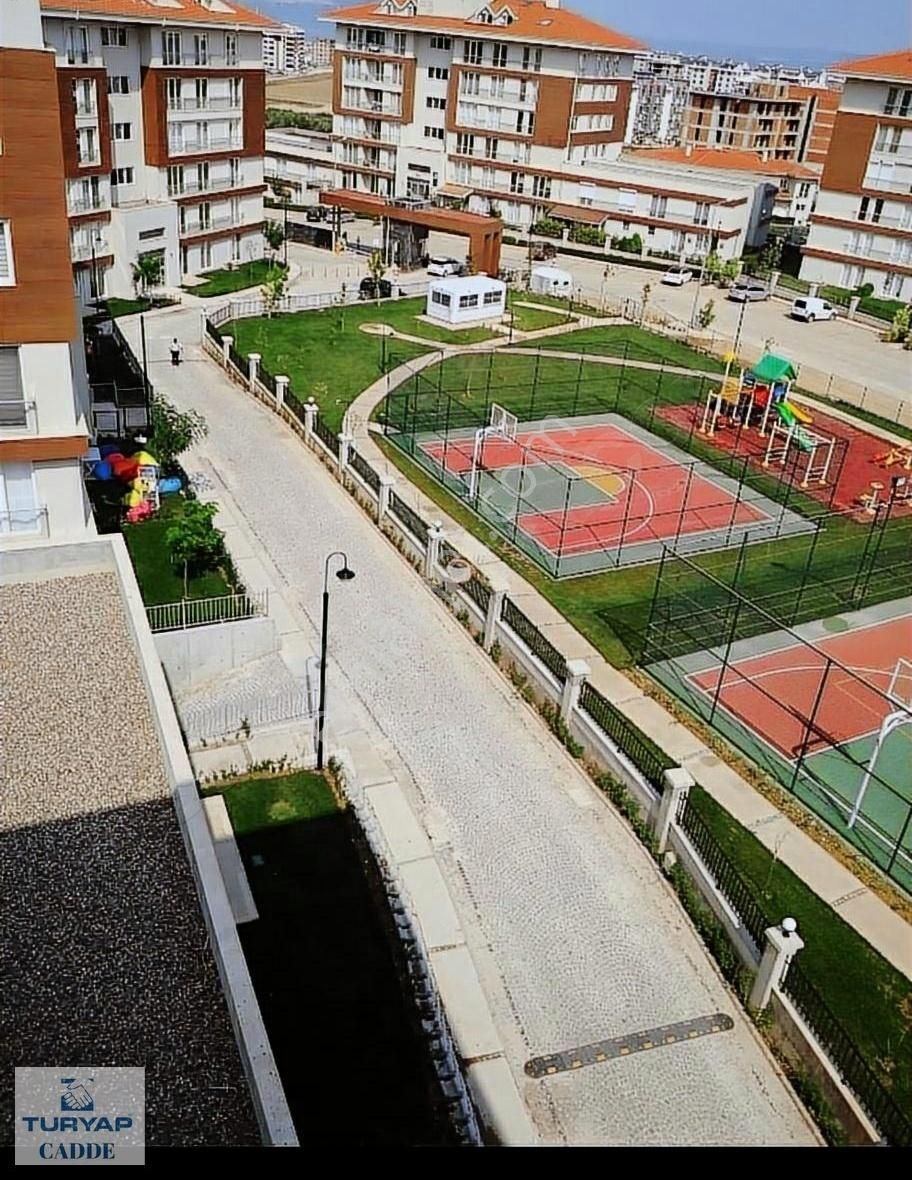 Çanakkale Merkez Kepez Bld. (Hamidiye) Satılık Daire Çanakkale/kepez/park 17 Sitesi 3 Üncü Etap 1+1 Bahçe Katı Daire