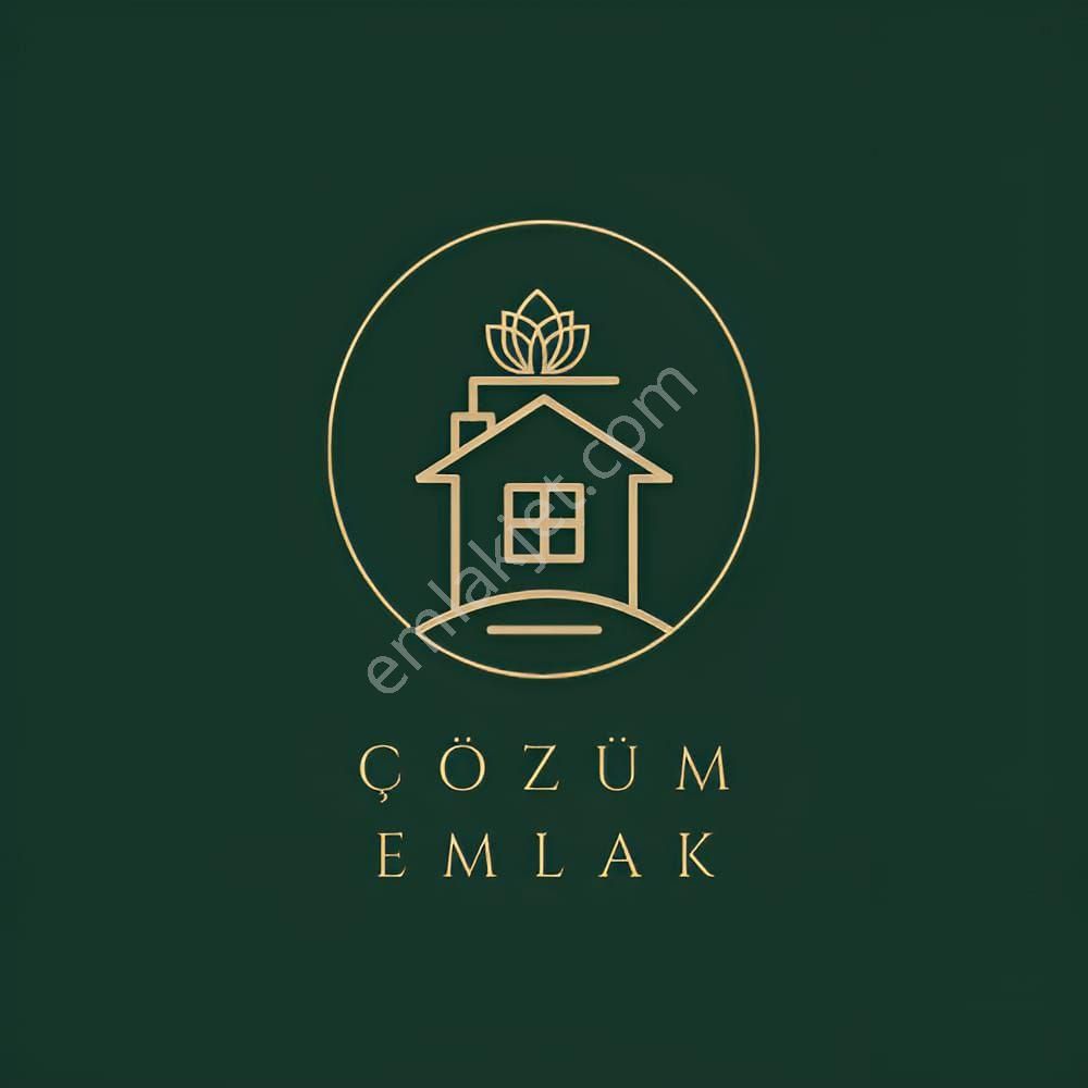 Bergamada Satılık Konut İmarlı Arsa