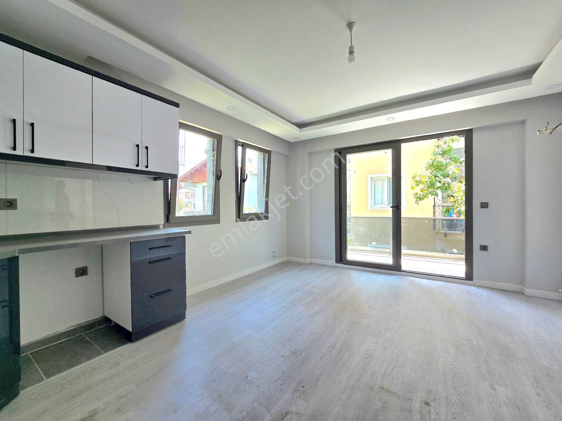Fethiye Tuzla Merkez'de Denize Yakın 2+1 65m2 Ara Kat Daire - Görsel 9
